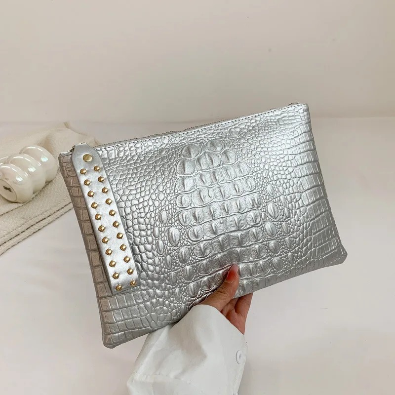 Luxury Crocodile Embossed PU Leather Clutch Wristlet Bag for Women - Elegant Evening Envelope Bag