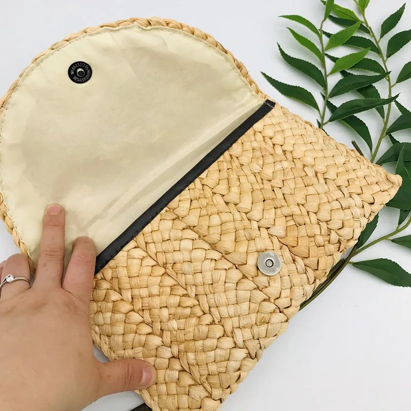 Handmade Woven Straw Clutch Bag – Colorful Summer Envelope Purse for Women