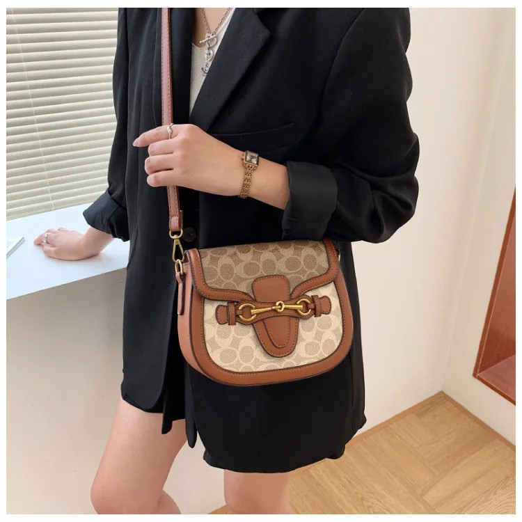 2024 Trend Luxury Designer Women's Shoulder Tote Bag - Retro Fashion Crossbody Handbag