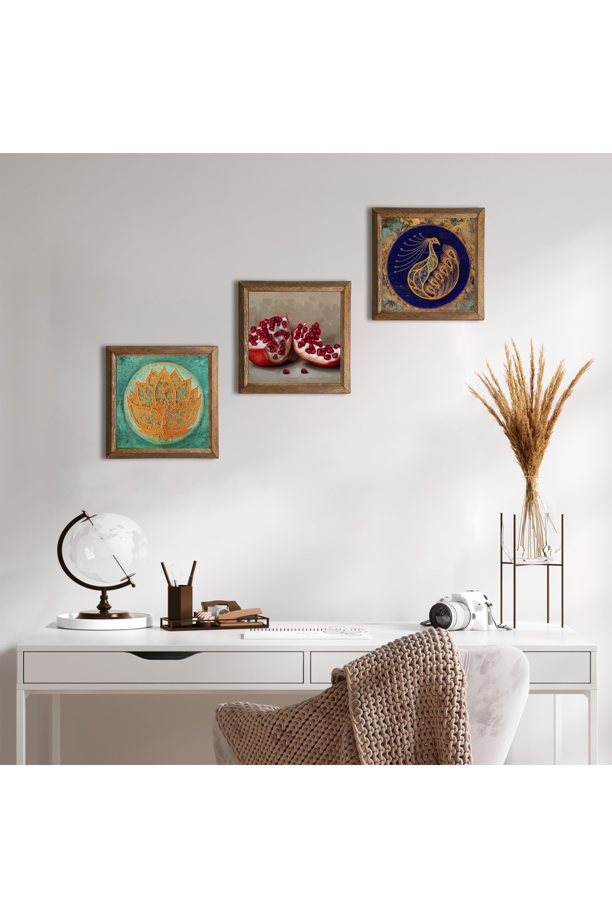 Lotus Çiçeği, Tavus Kuşu, Nar Taş Duvar Tablosu Ahşap Çerçeveli Duvar Dekoru 3 Parça Tablo Seti Wall Art