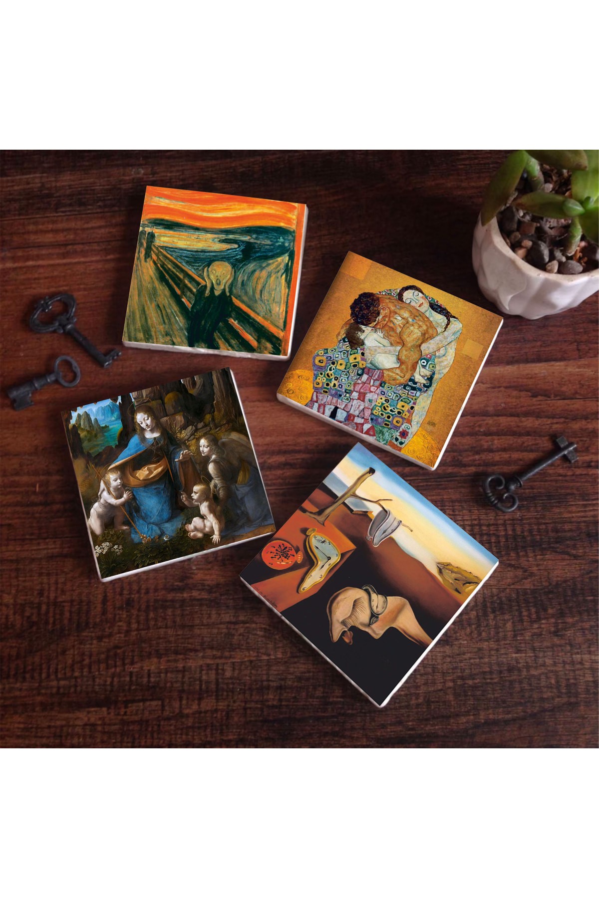 Dalí Belleğin Azmi, Da Vinci Kayalıklar Bakiresi, Çığlık, Klimt Aile Kucaklama Taş Bardak Altlığı Masaüstü Koruyucu Altlık 4 Parça Set 10x10cm Stone Coasters