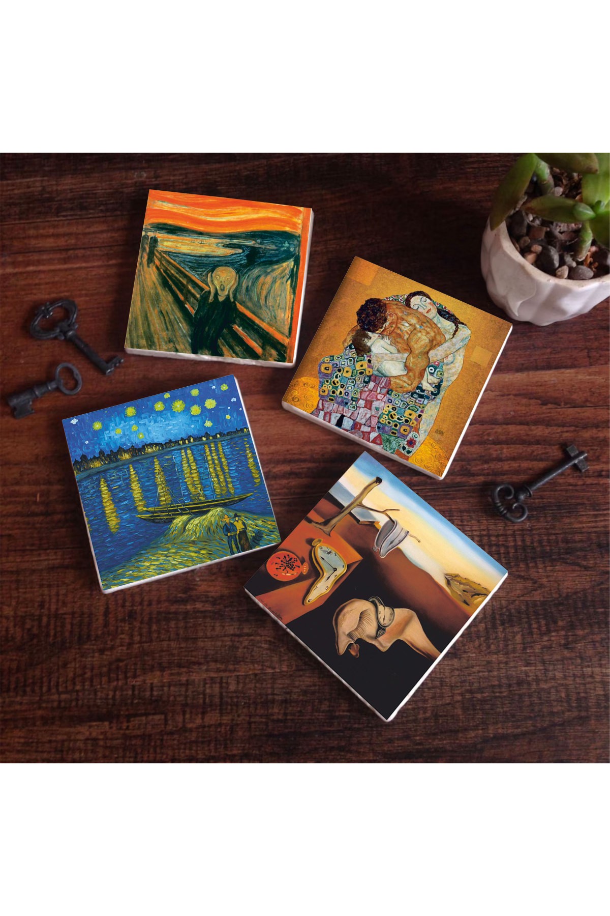 Dalí Belleğin Azmi, Van Gogh Ren Nehri’nde Bir Gece, Çığlık, Klimt Aile Kucaklama Taş Bardak Altlığı Masaüstü Koruyucu Altlık 4 Parça Set 10x10cm Stone Coasters