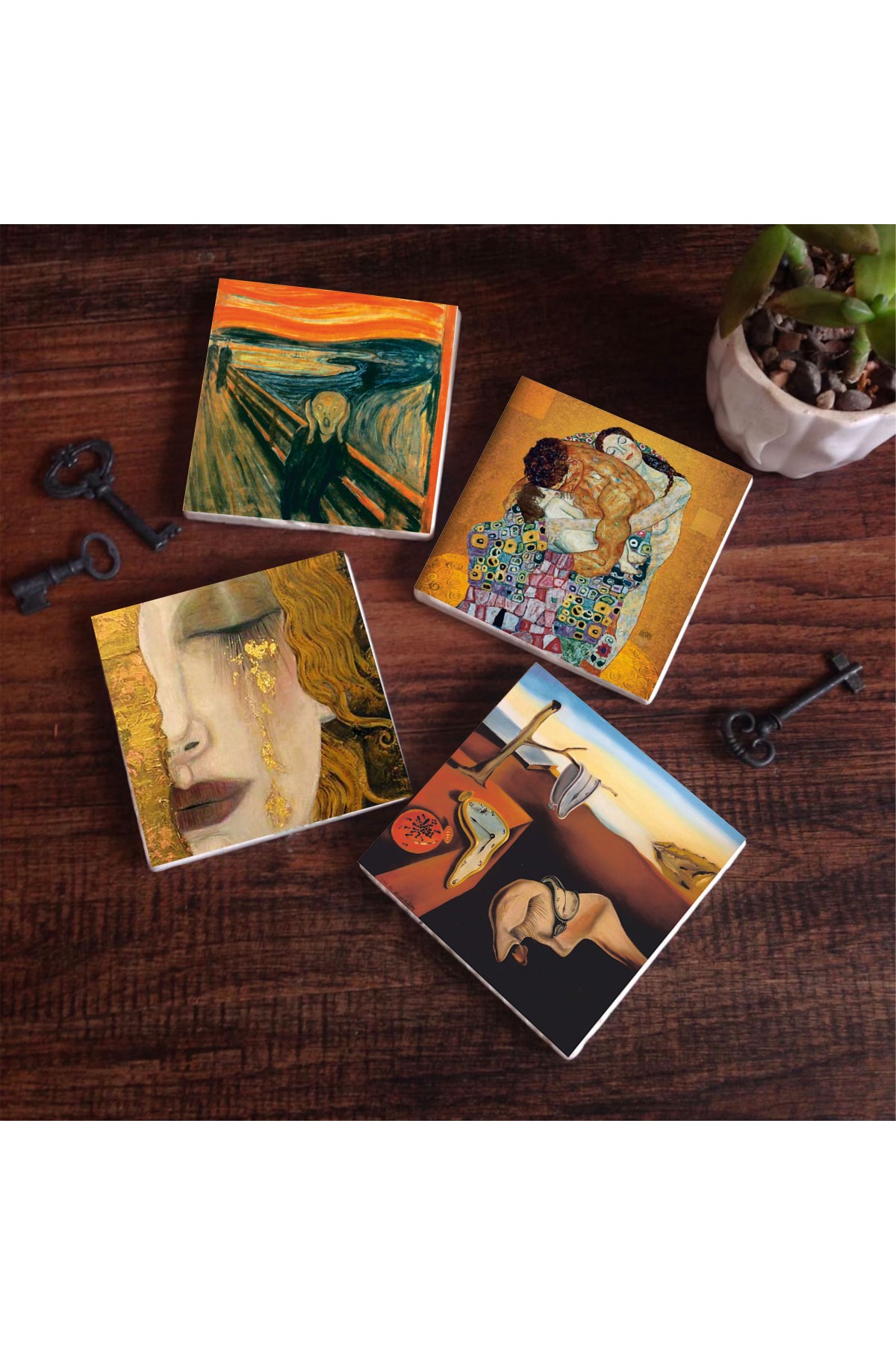 Dalí Belleğin Azmi, Çığlık, Gustav Klimt Aile Kucaklama, Altın Gözyaşları Taş Bardak Altlığı Masaüstü Koruyucu Altlık 4 Parça Set 10x10cm Stone Coasters