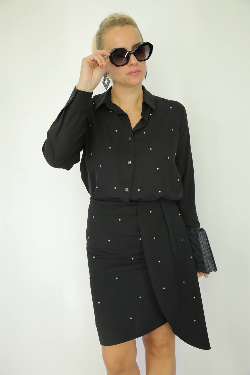 Zımba Detaylı Gömlek