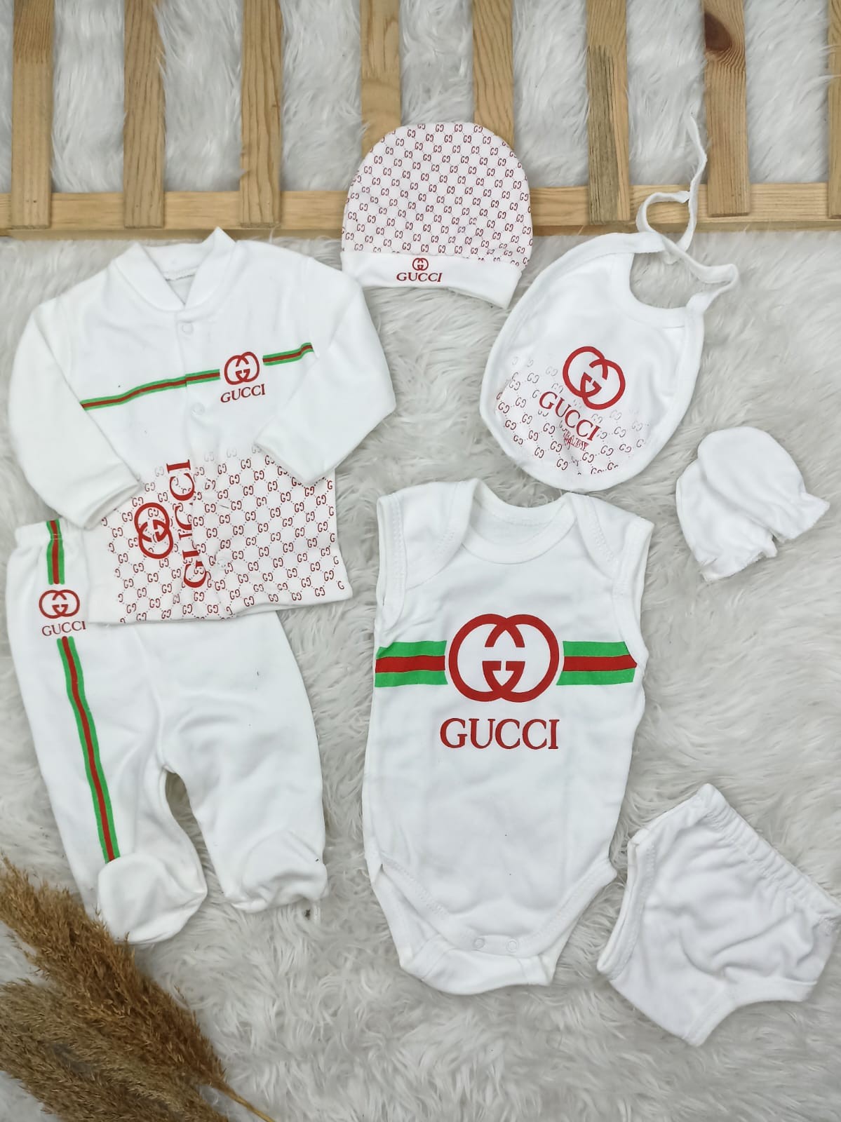 1355 GUCCİ 7'Lİ HASTANE ÇIKIŞI SETİ
