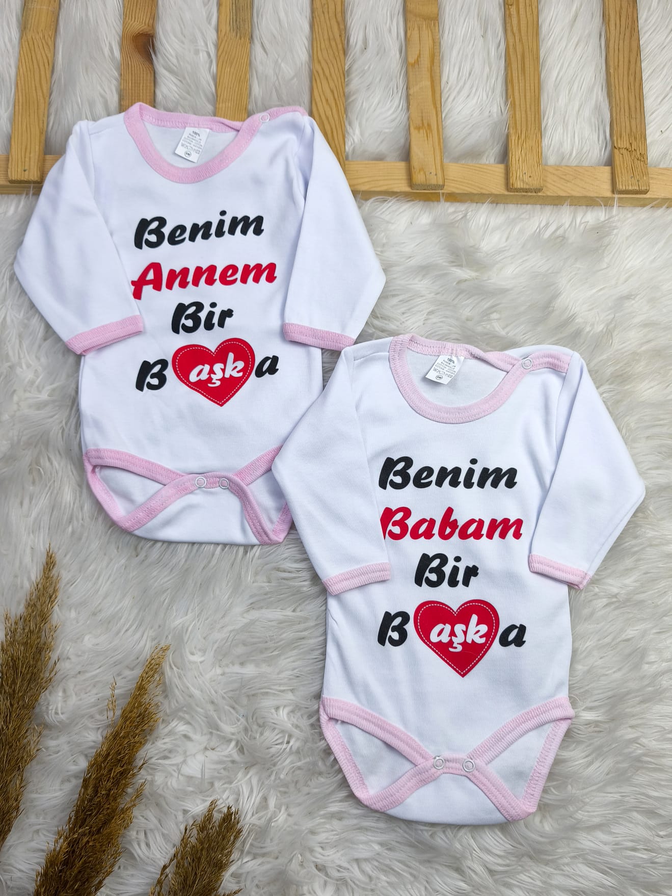 2582 ANNE & BABA YAZILI 2'Lİ UZUN KOL ÇITÇITLI BADY SETİ - Pembe