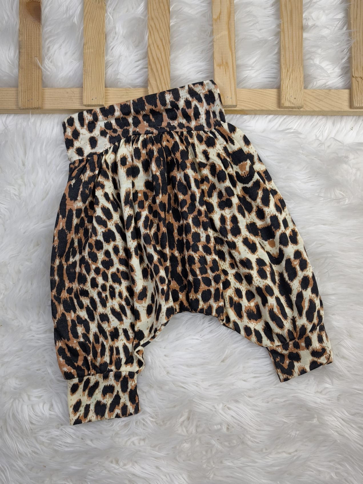 1038 LEOPAR DESEN ŞALVAR 