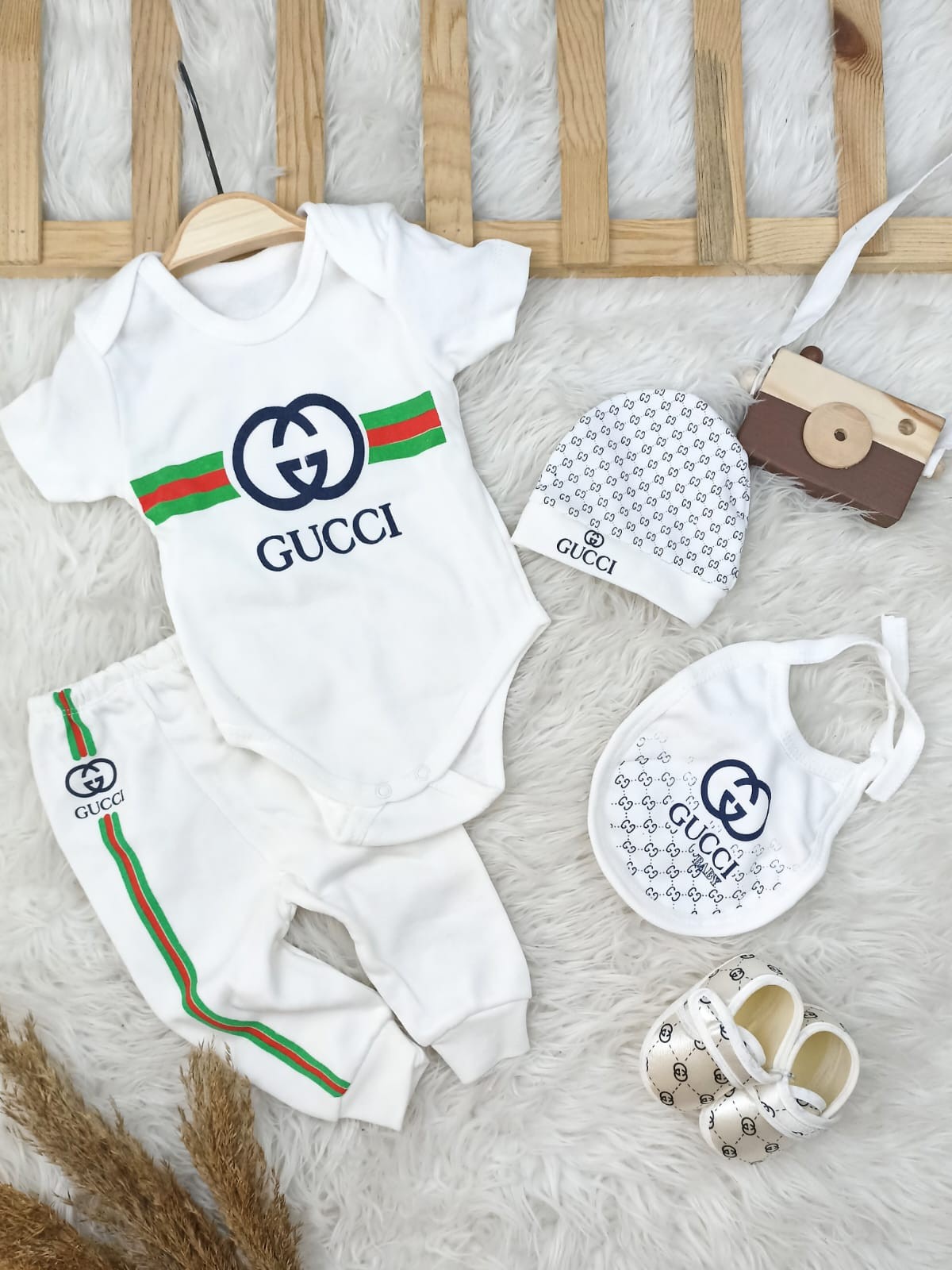 1356 GUCCİ AYAKKABI'LI 5'Lİ SET 
