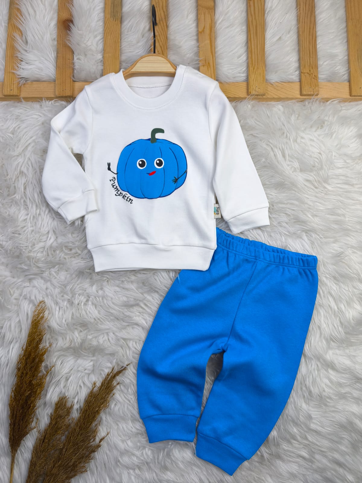 1864 KABAK KABARTMA BASKI MEVSİMLİK TAKIM  - Saks mavi