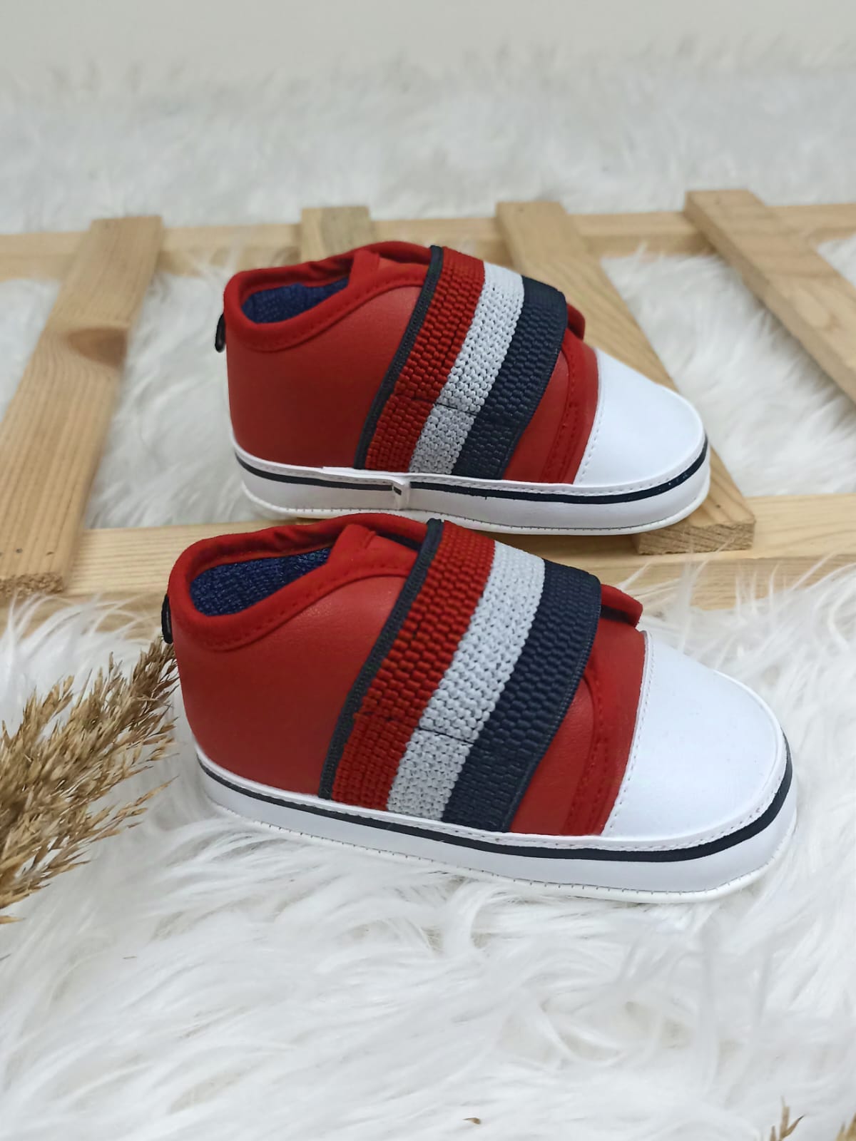 7026 ELEGANCE TARZ ERKEK BEBEK PATİK AYAKKABI 
