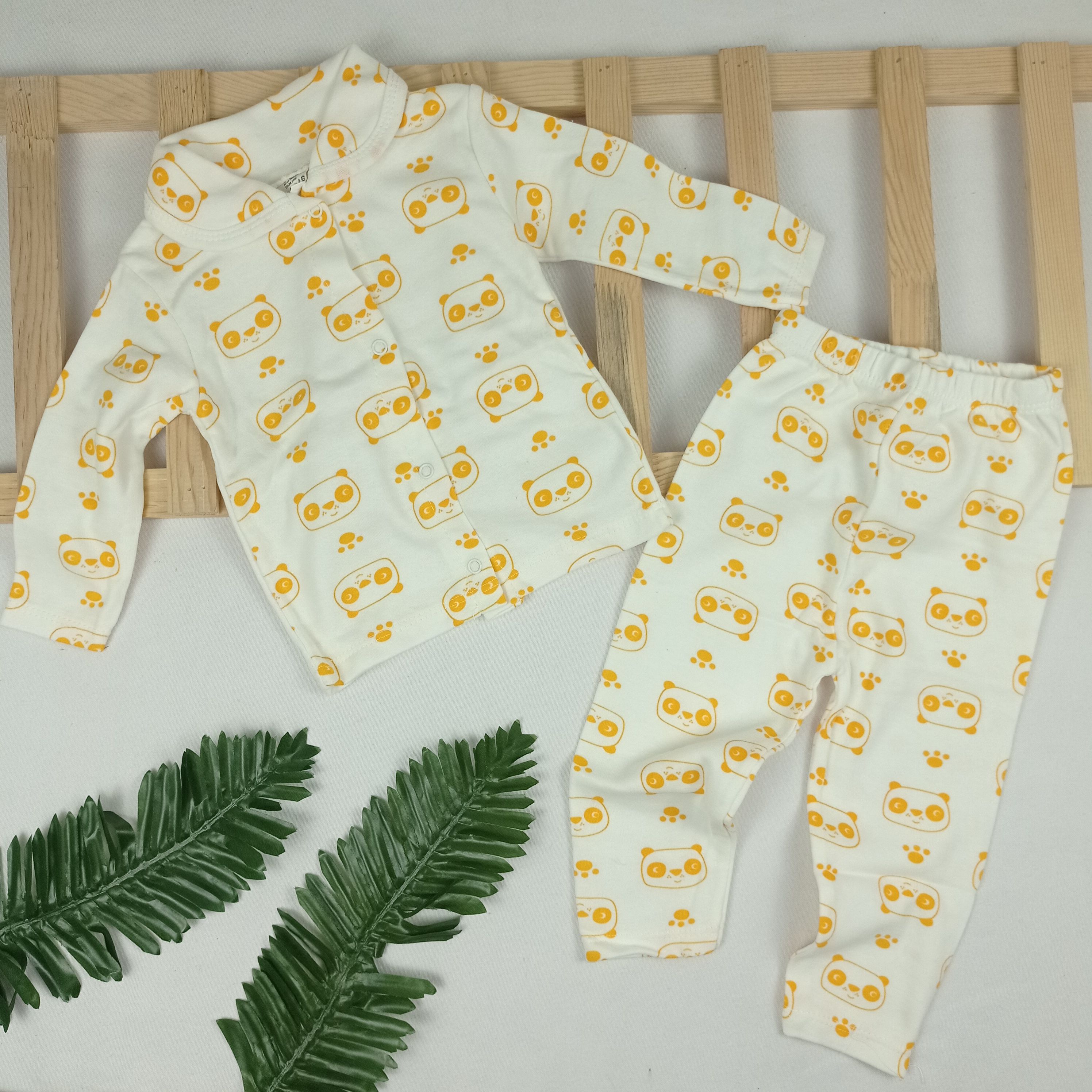 Panda Desenli % 100 Pamuk Önden Çıtçıtlı Bebek Pijama 