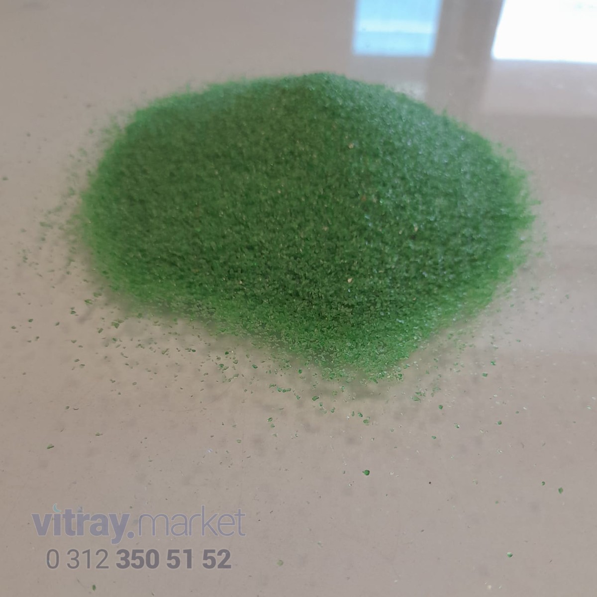 Koyu Yeşil Granür