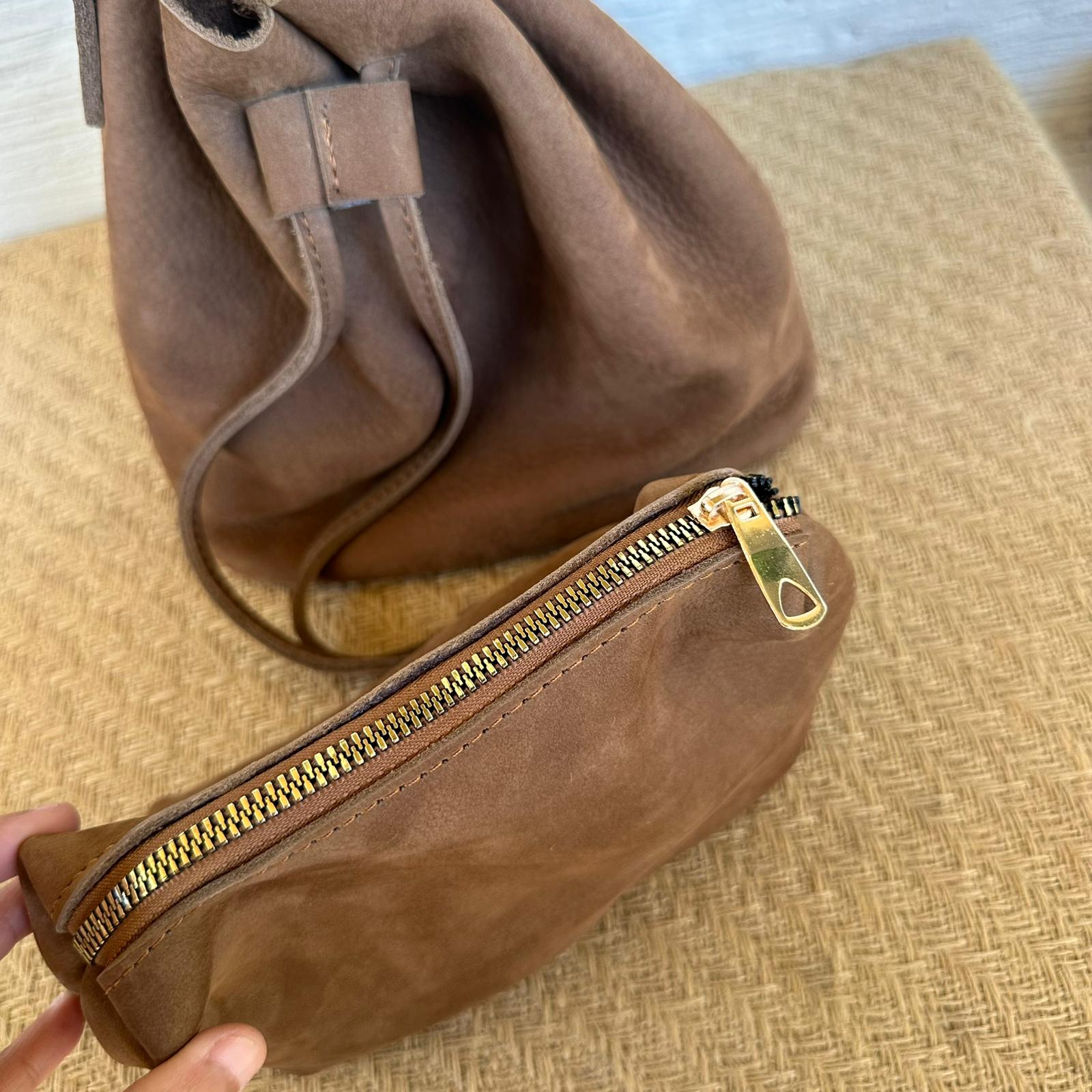 Hakiki Deri Büzgülü Çanta