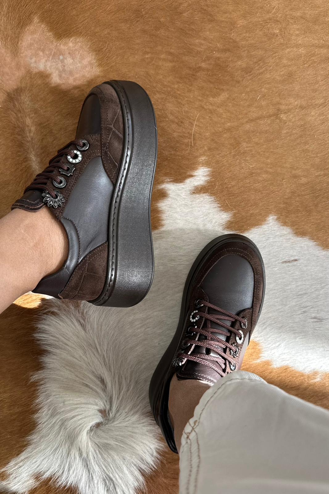 Hakiki Deri Aksesuar Bağcıklı Sneaker - Kahve