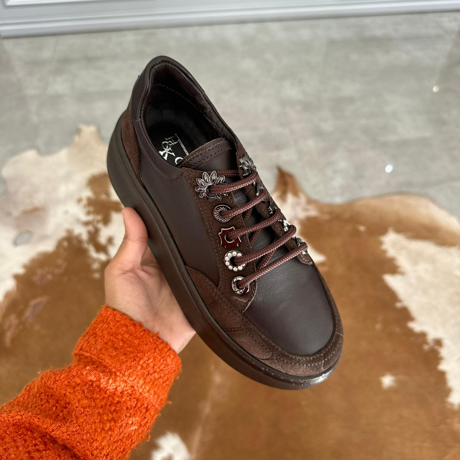 Hakiki Deri Aksesuar Bağcıklı Sneaker