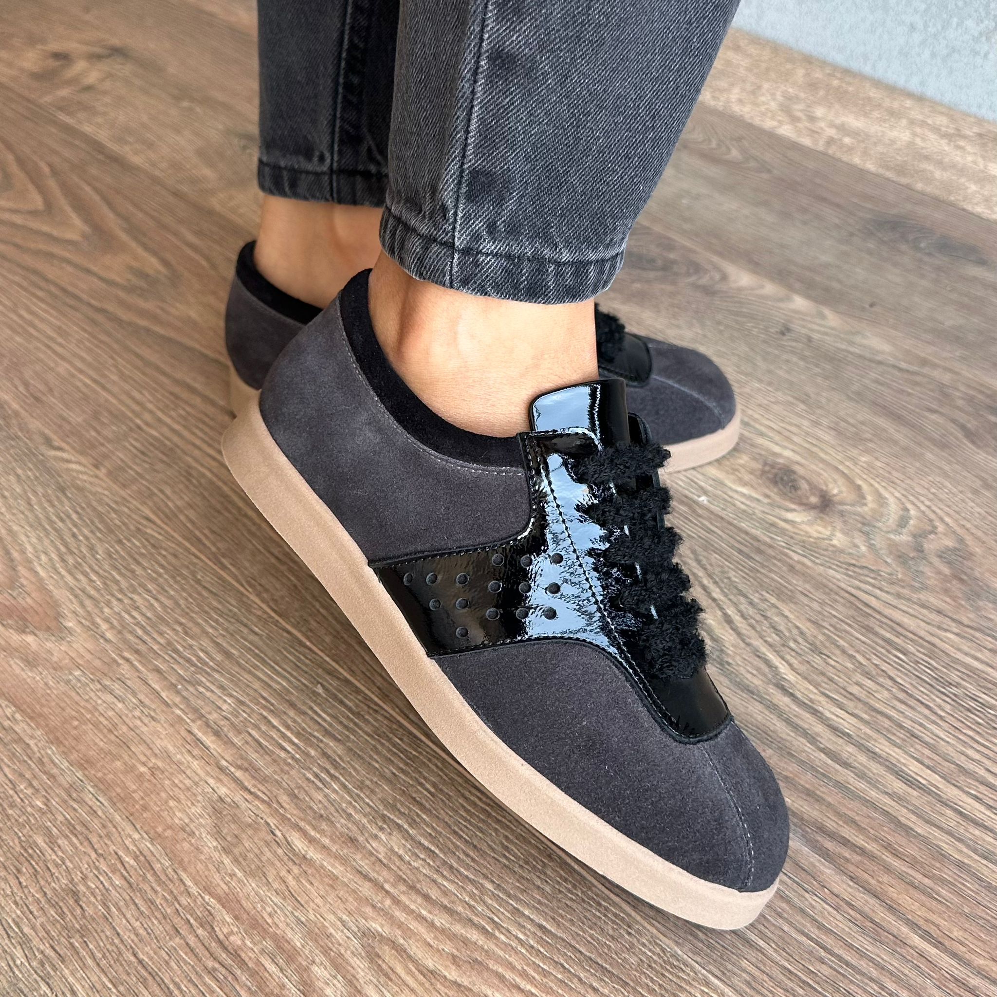 Hakiki Deri Rahat Tabanlı Sneaker - Gri