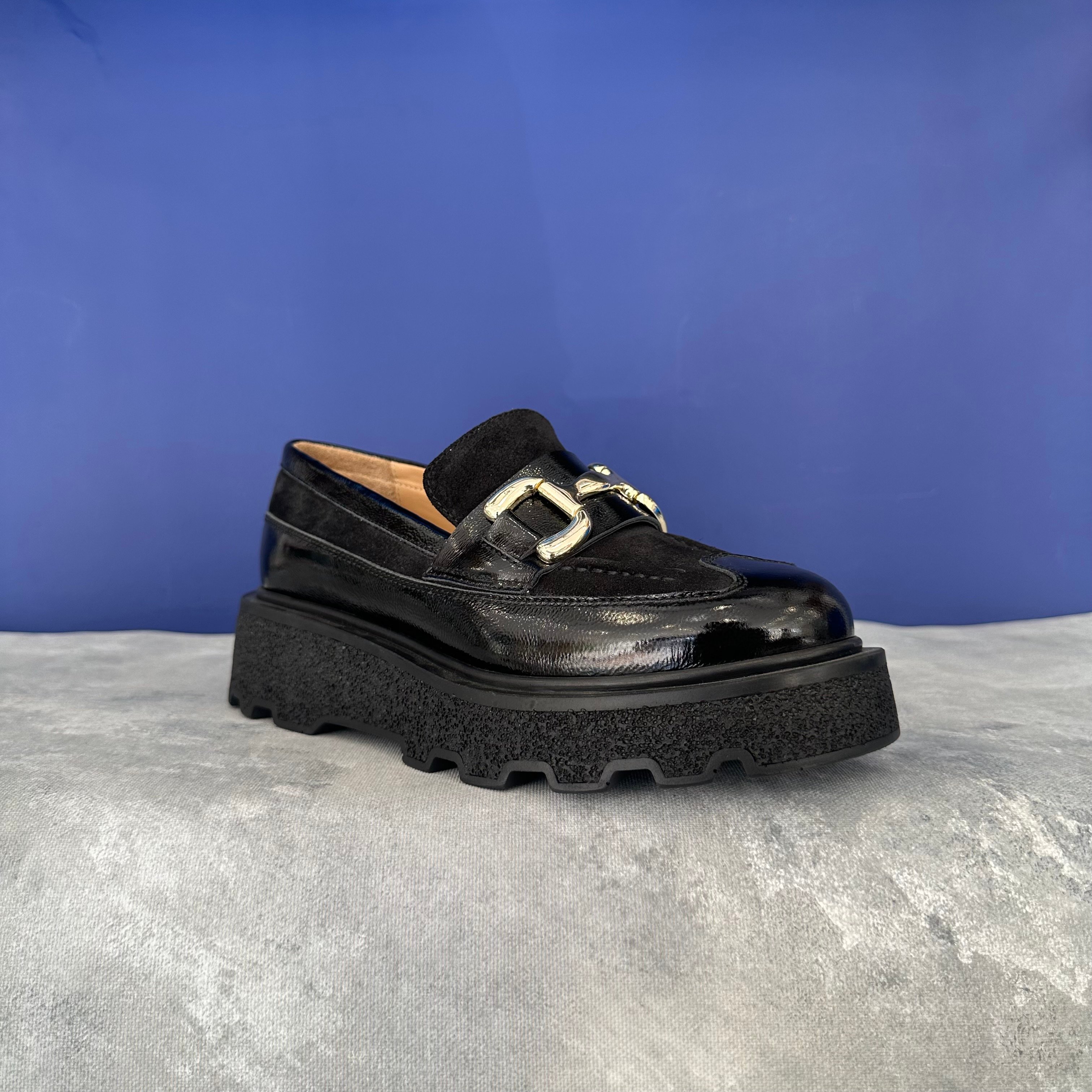Hakiki Deri Gold Tokalı Loafer - Siyah