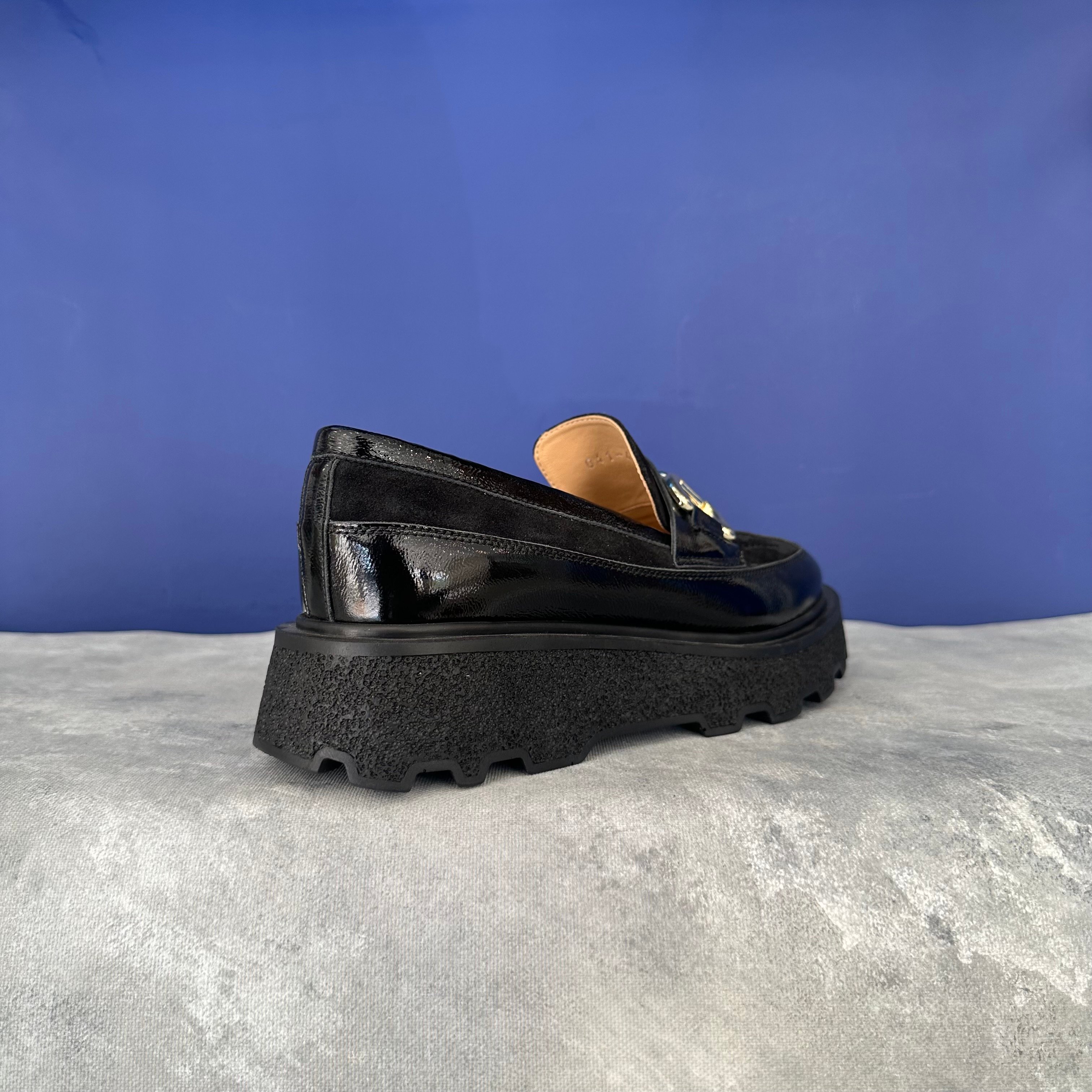 Hakiki Deri Gold Tokalı Loafer - Siyah