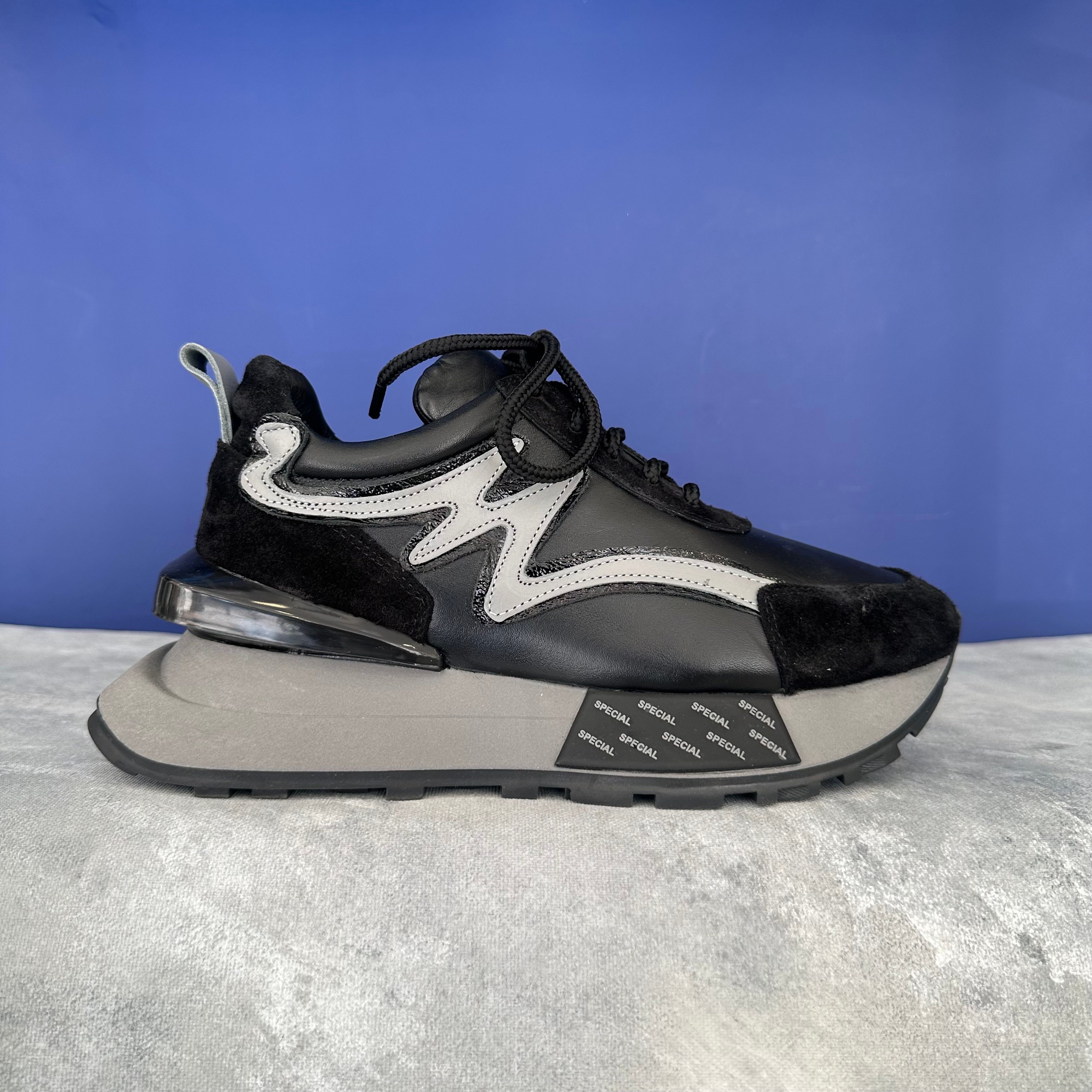 Siyah Poli Taban Hakiki Deri Sneaker