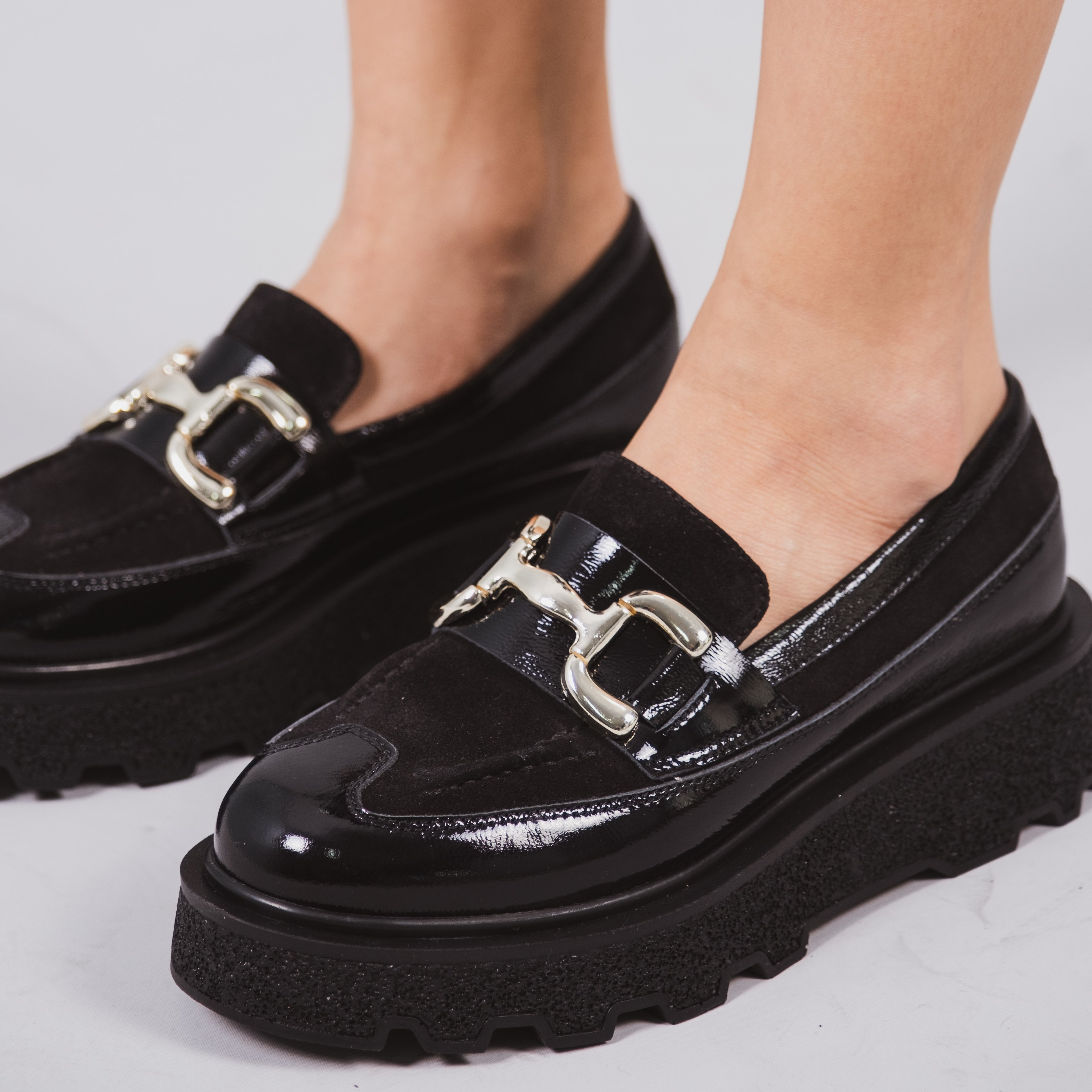 Hakiki Deri Gold Tokalı Loafer - Siyah