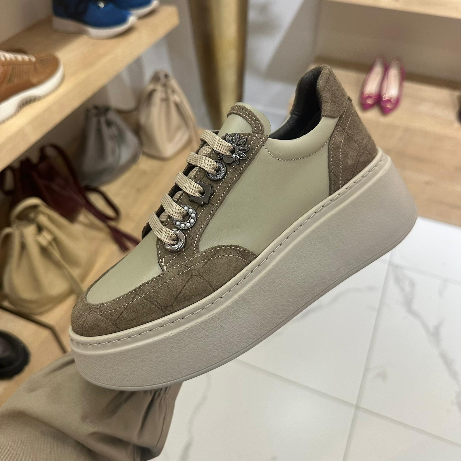 Hakiki Deri Aksesuar Bağcıklı Sneaker - Bej