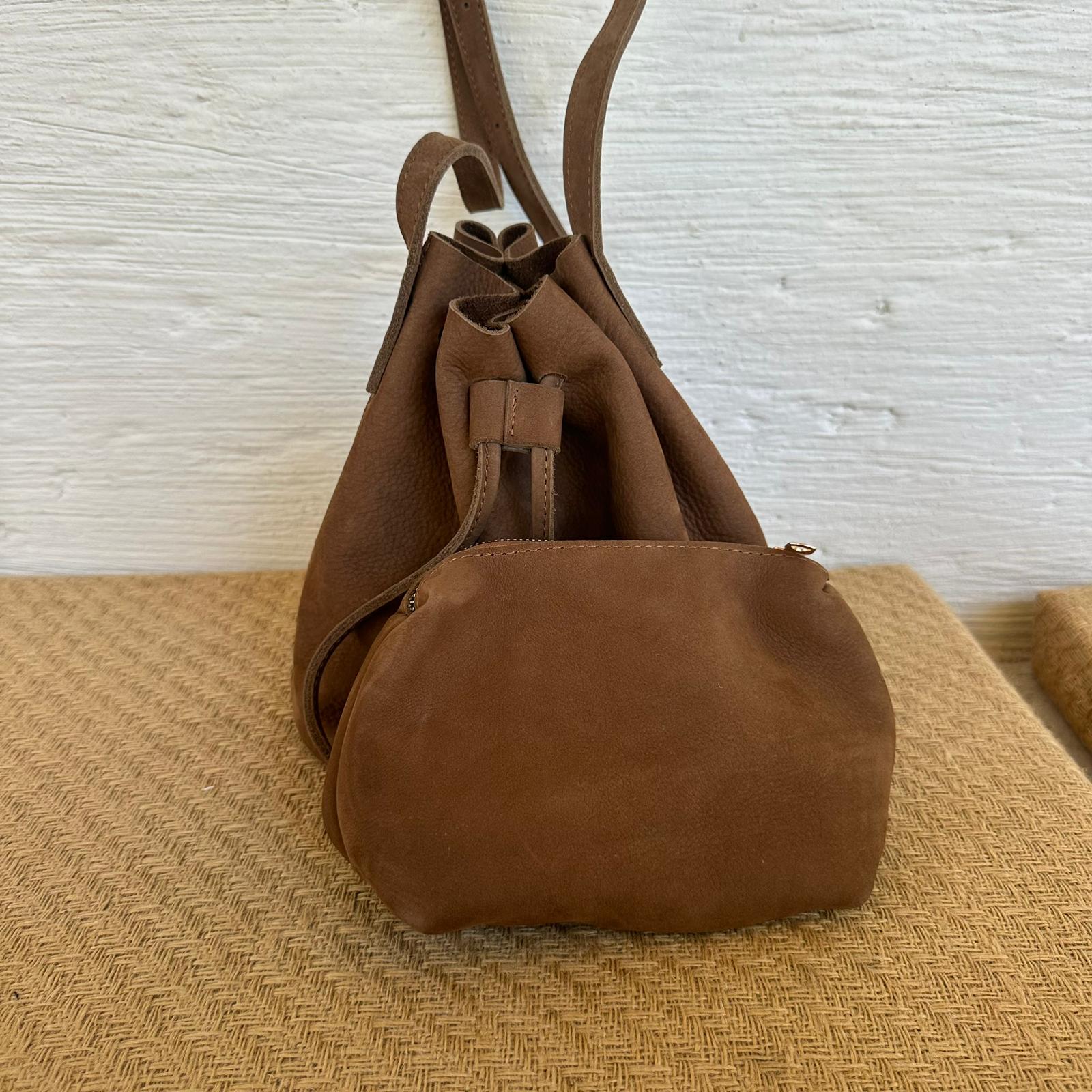 Hakiki Deri Büzgülü Çanta