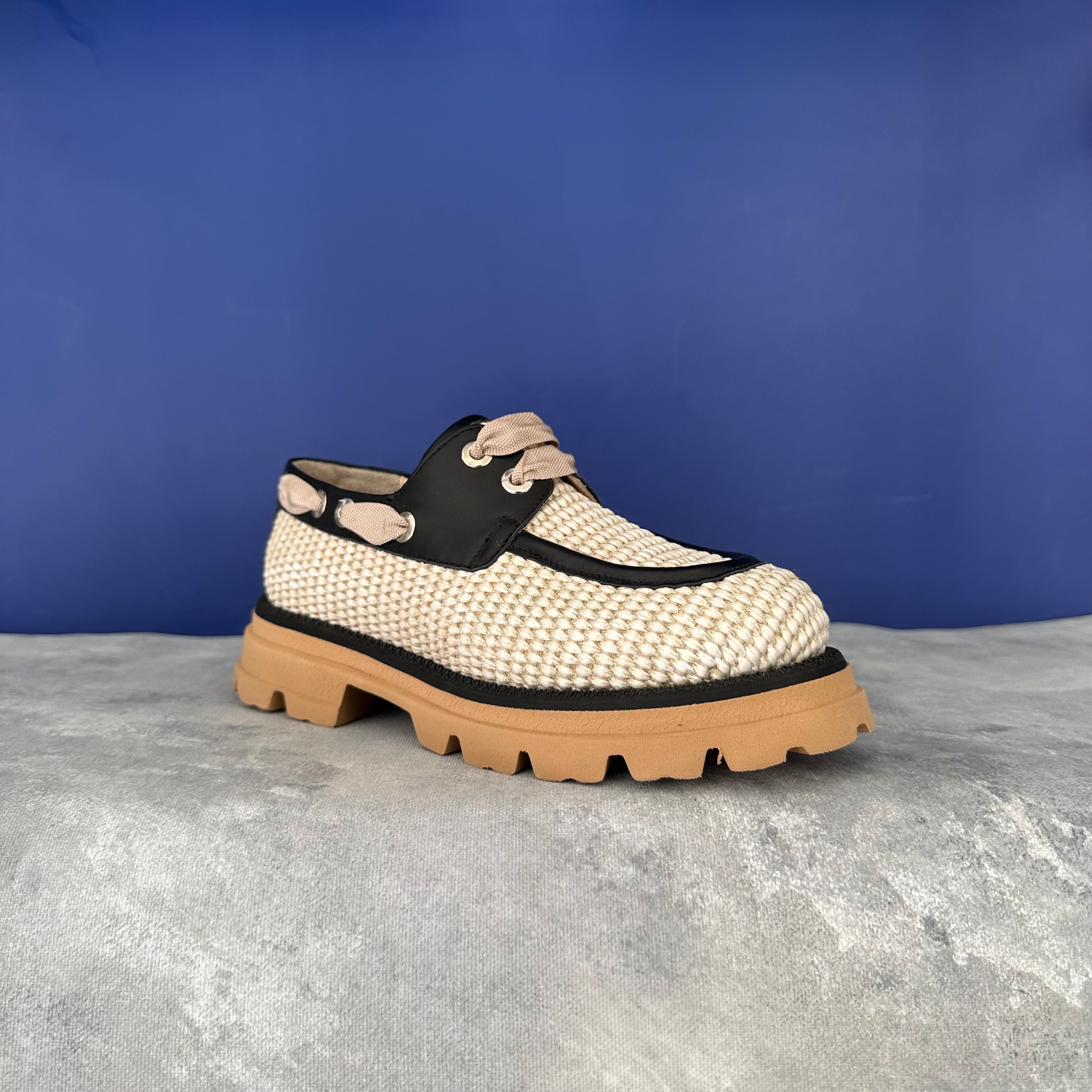 Deri Detaylı Hasır Loafer - Siyah