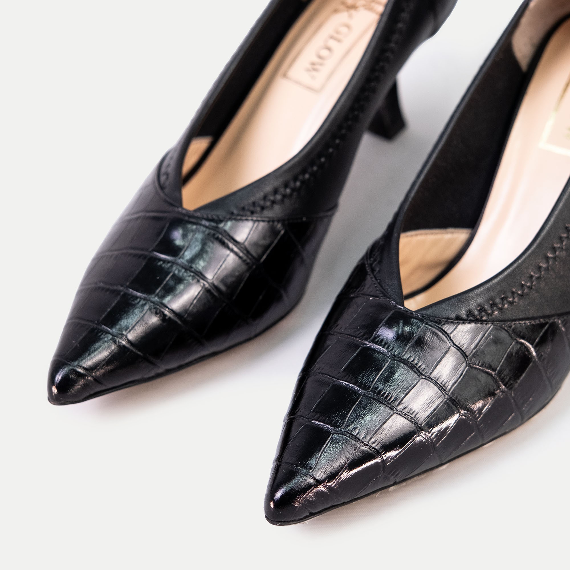 Strech Detaylı Croco Stiletto - Siyah