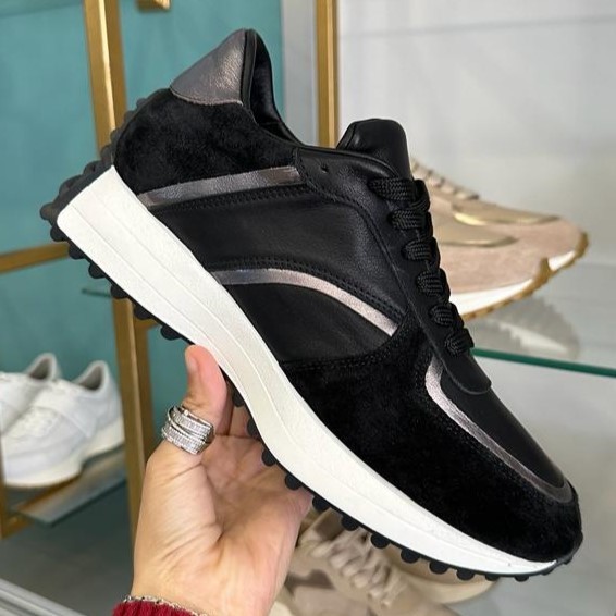 Metalik Deri Detaylı Hakiki Deri Sneaker