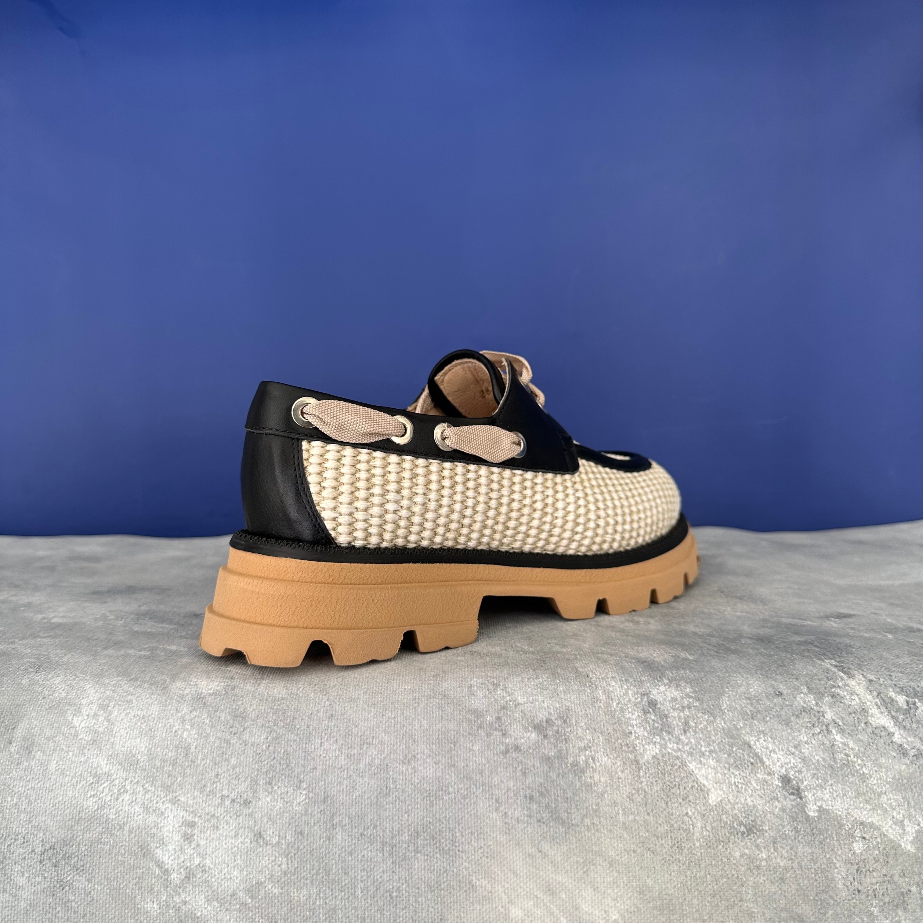 Deri Detaylı Hasır Loafer - Siyah