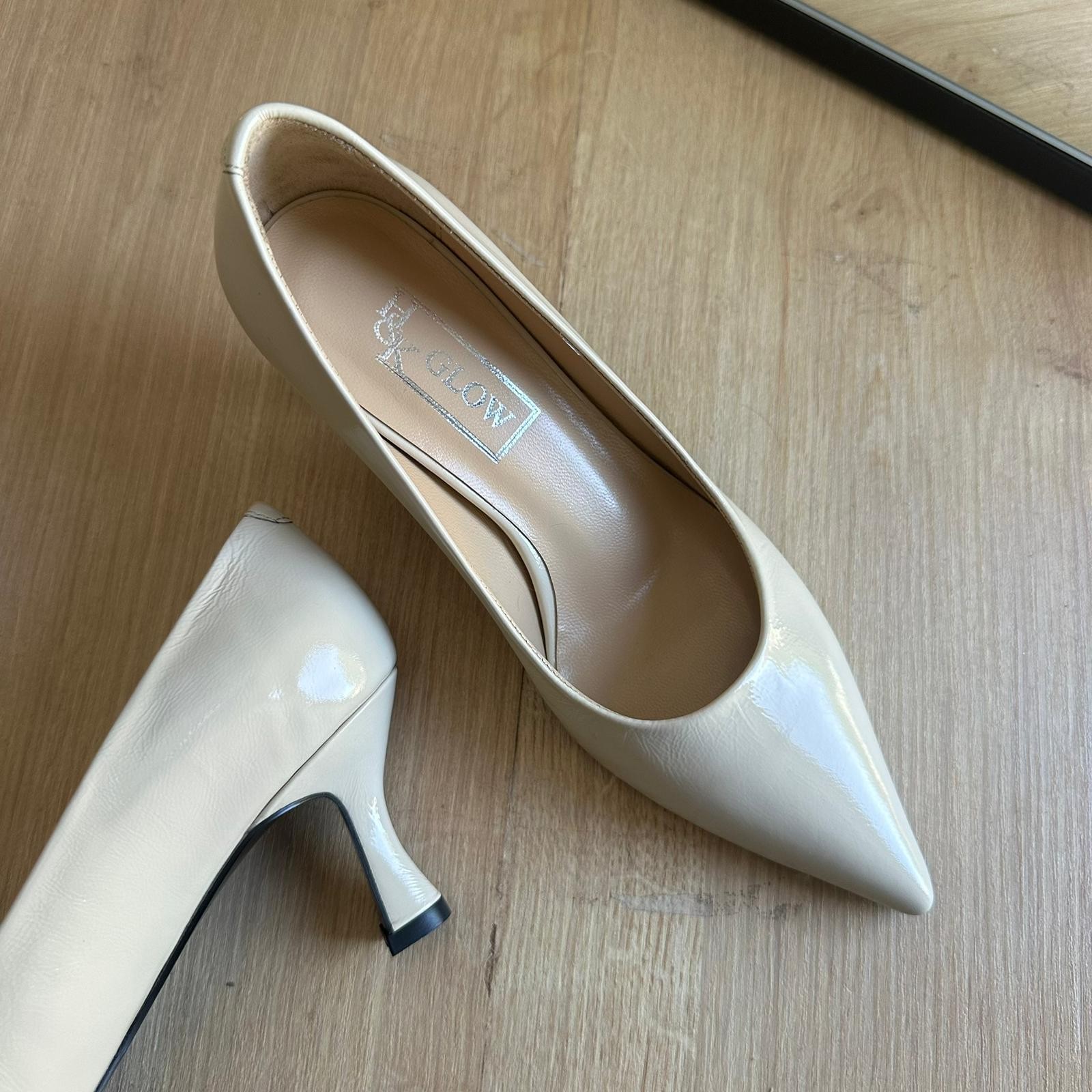 Hakiki Kırık Rugan Deri Stiletto - Bej