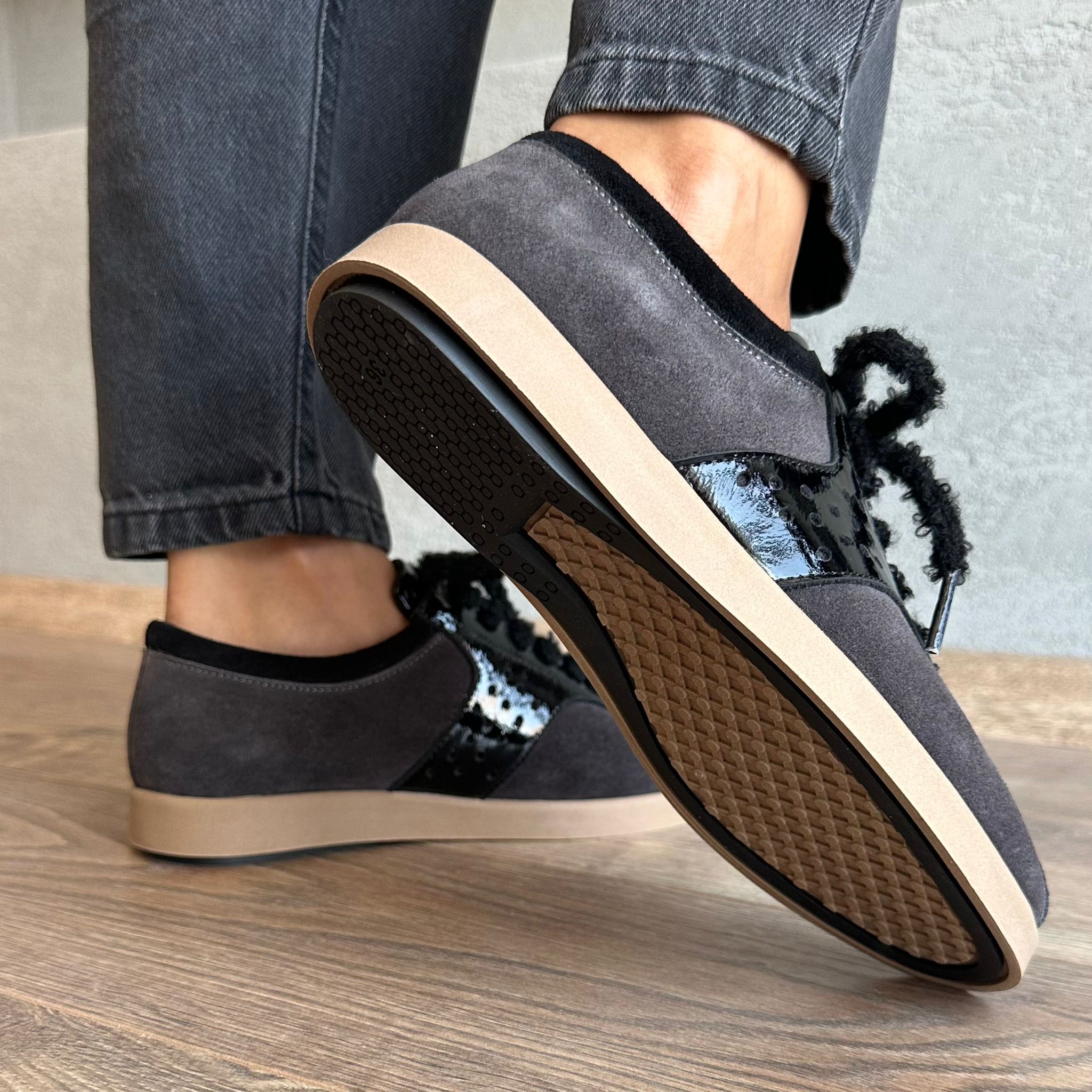 Hakiki Deri Rahat Tabanlı Sneaker - Gri
