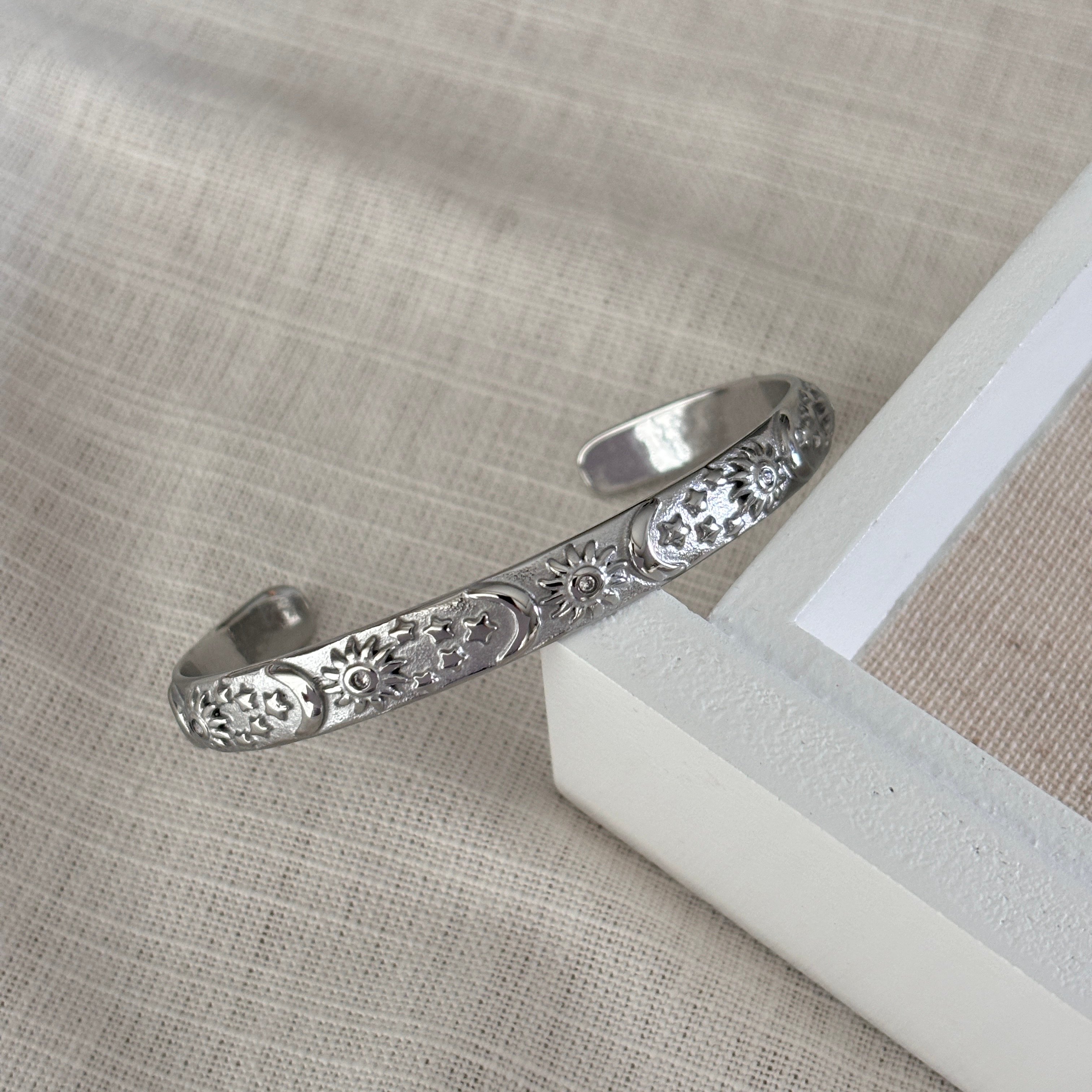 ÇELİK VİNTAGE KELEPÇE (SILVER)