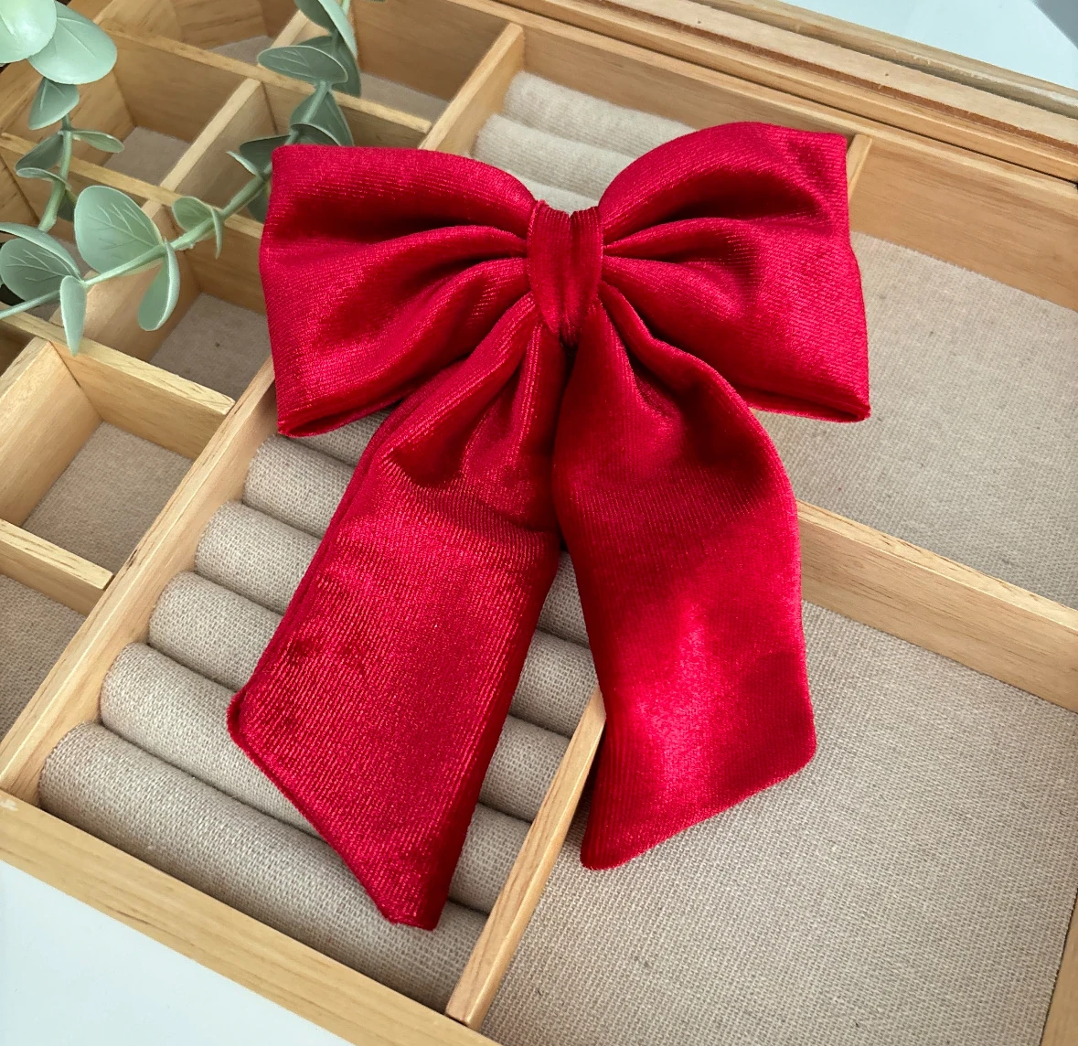 KIRMIZI KADİFE TOKA