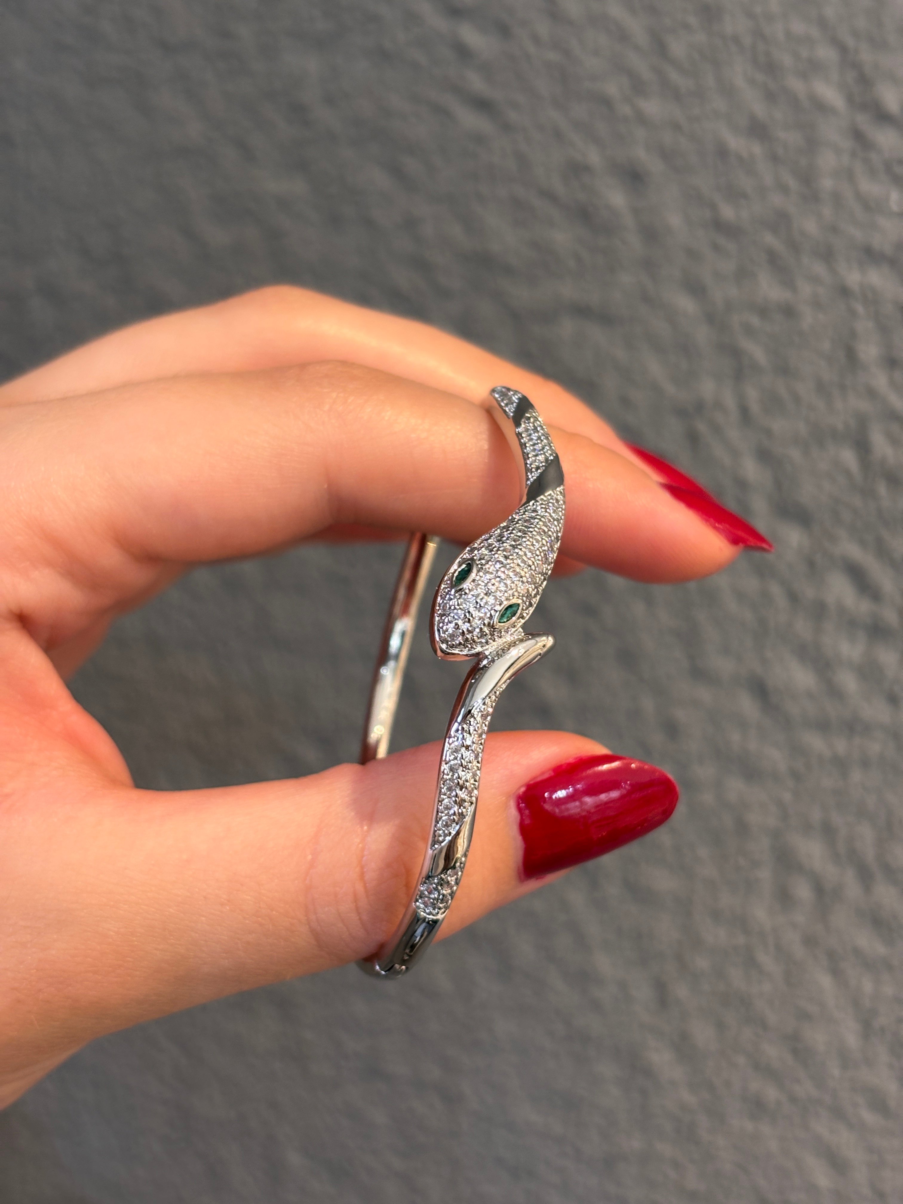 İTHAL KELEPÇE (SILVER)