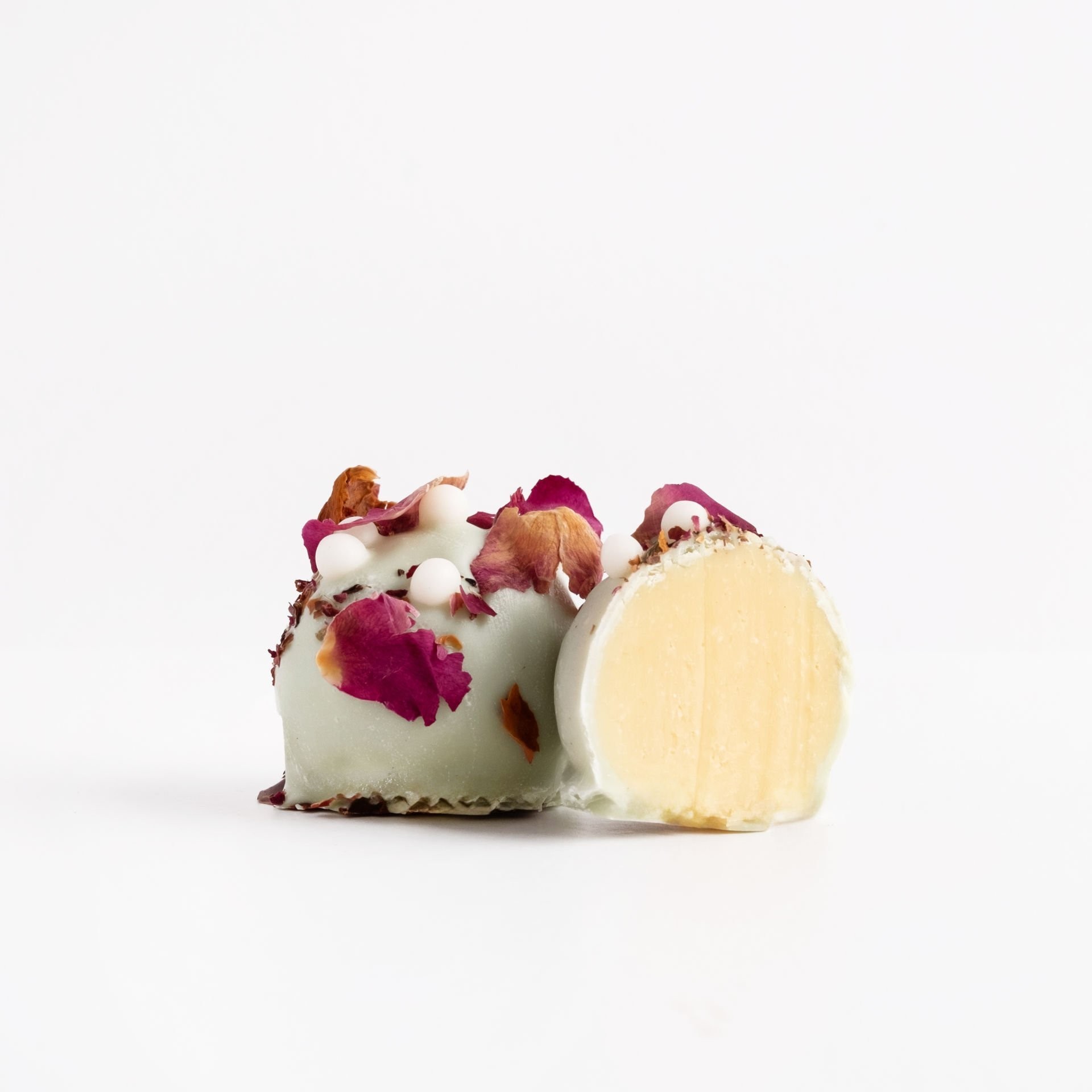 Milky Mango Filled Truffle Medium