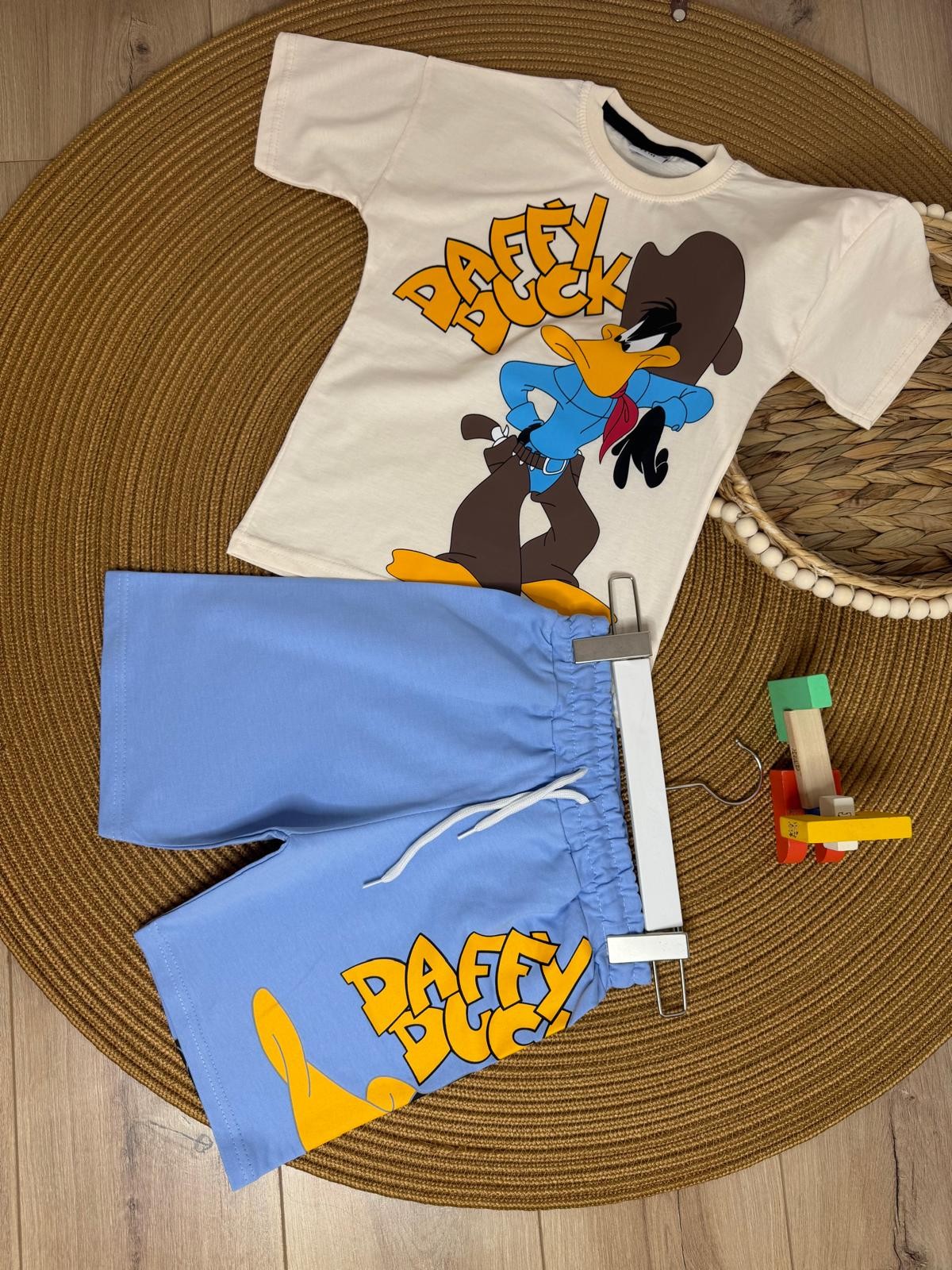 Daffy Duck Şortlu Takım 
