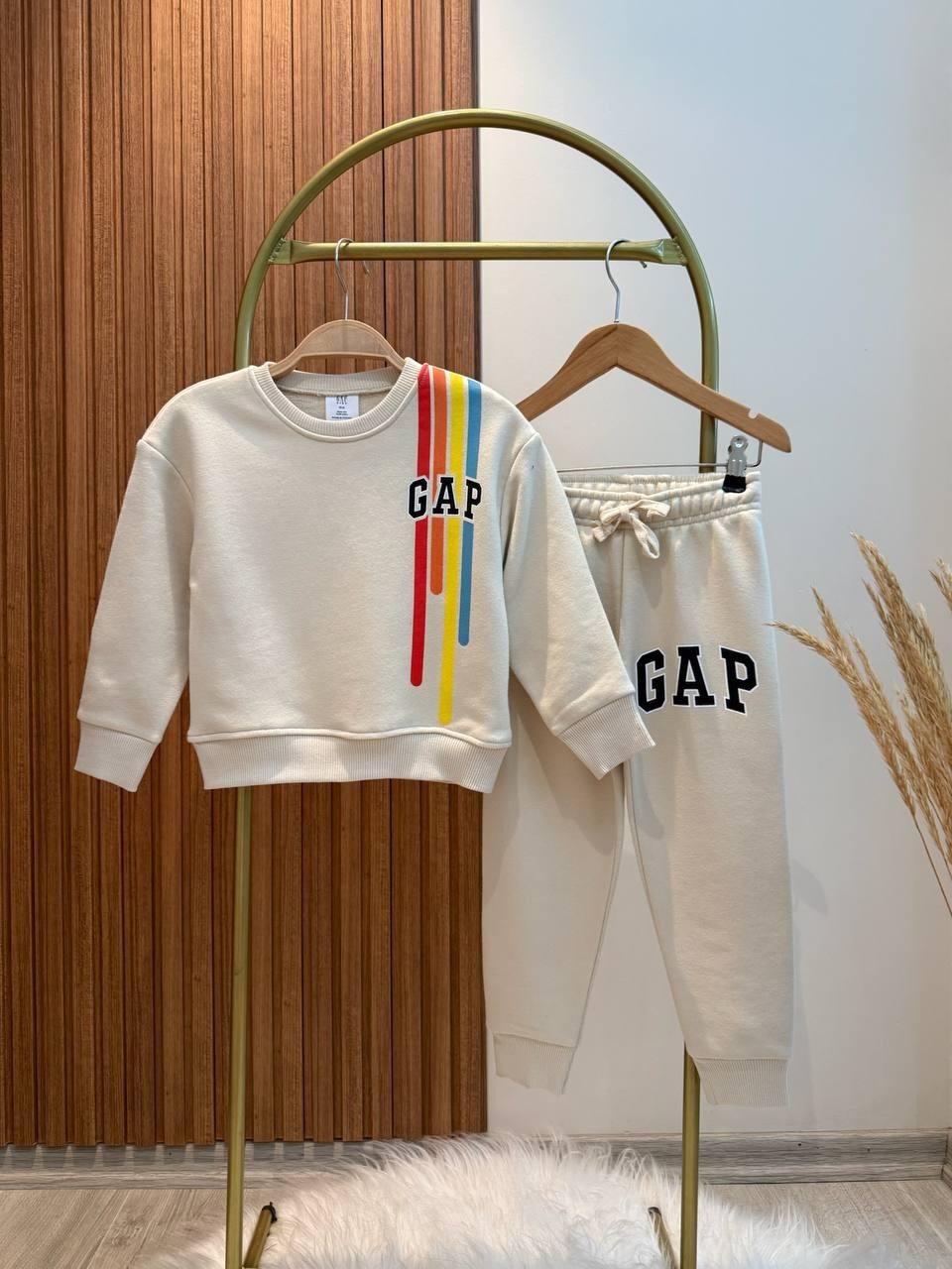GAP Şeritli Eşofman Takımı 