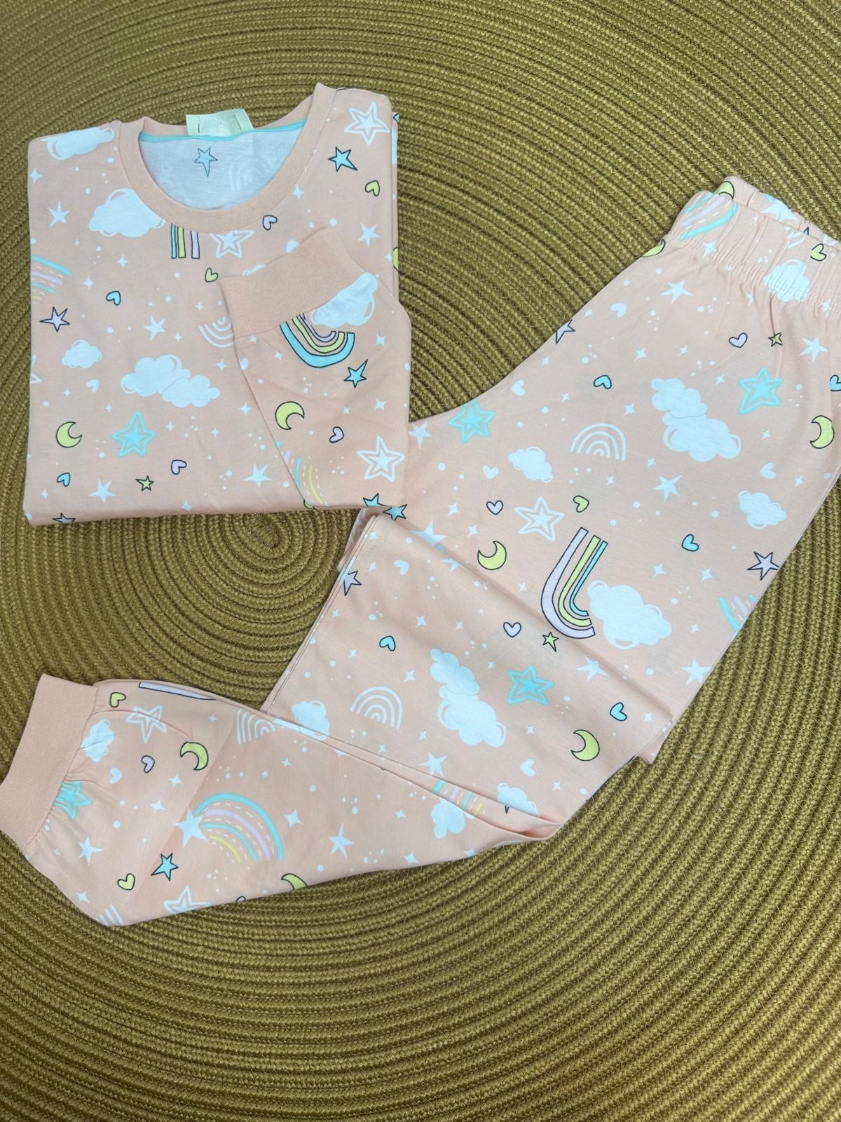 Gökkuşağı Temalı Kız Çocuk Pijama Takımı 