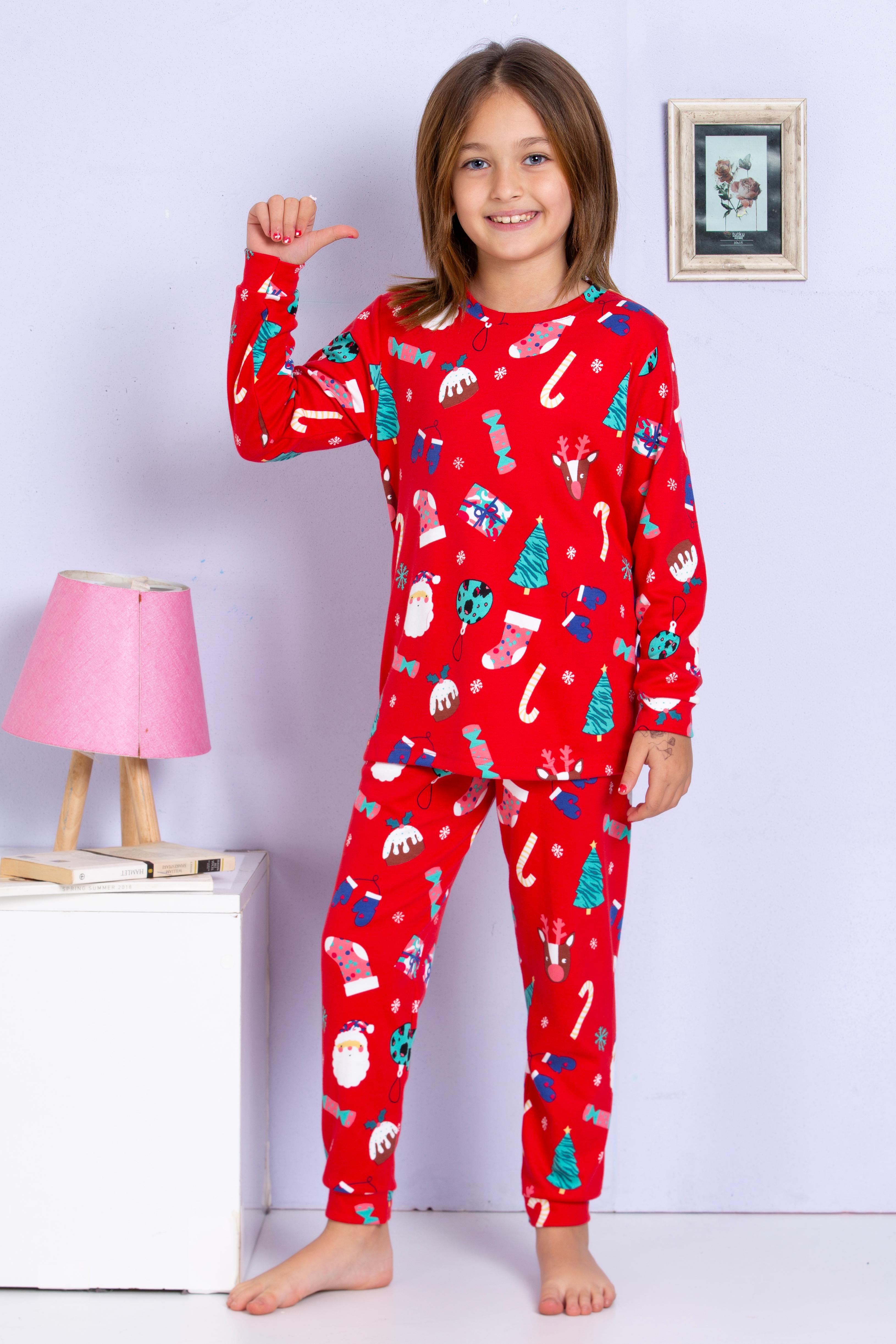 Yılbaşı Temalı Unisex Çocuk Pijama Takımı