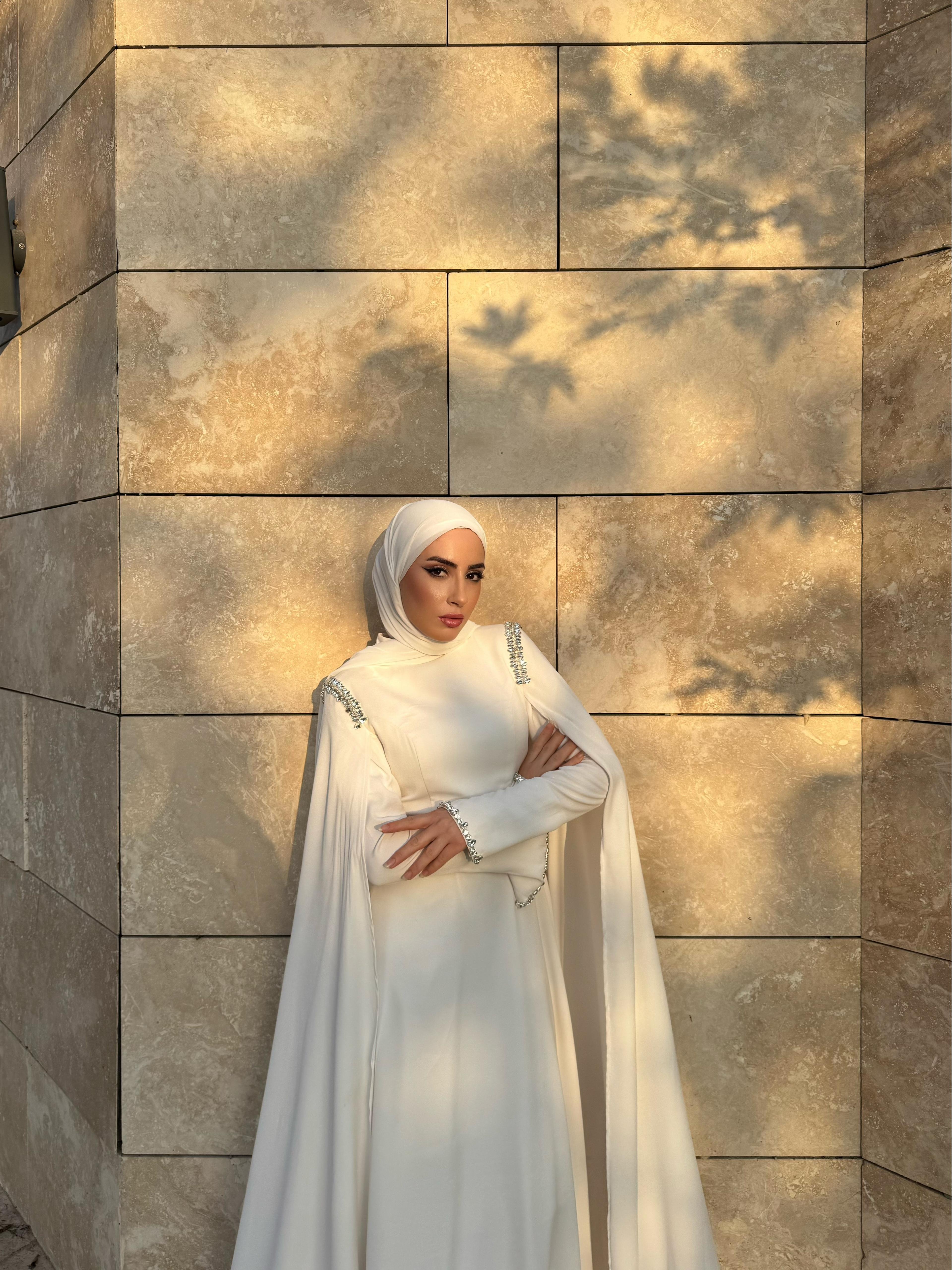 Kiralık - Valeria Beyaz