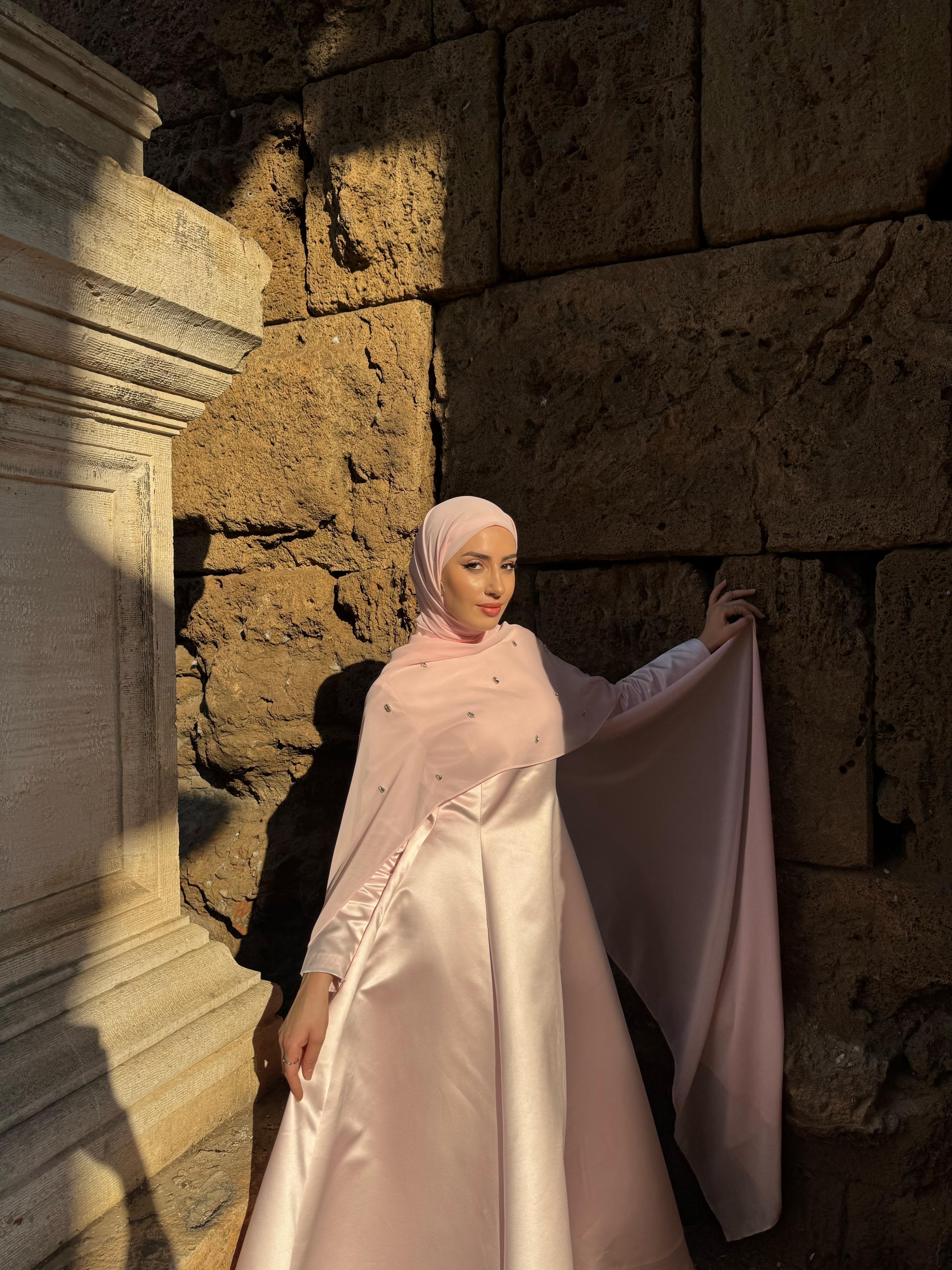 Kiralık - Liora Pembe