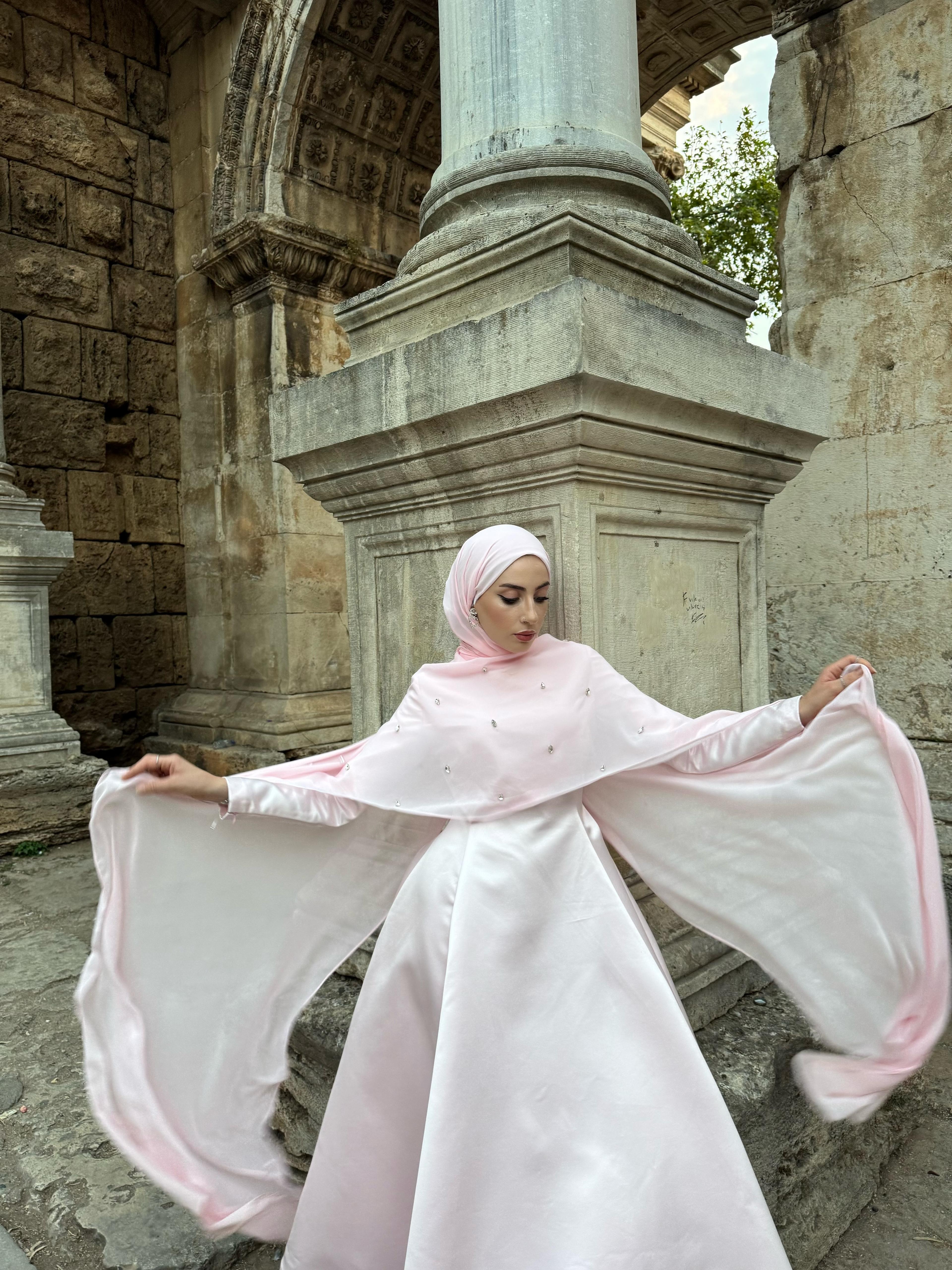 Kiralık - Liora Pembe