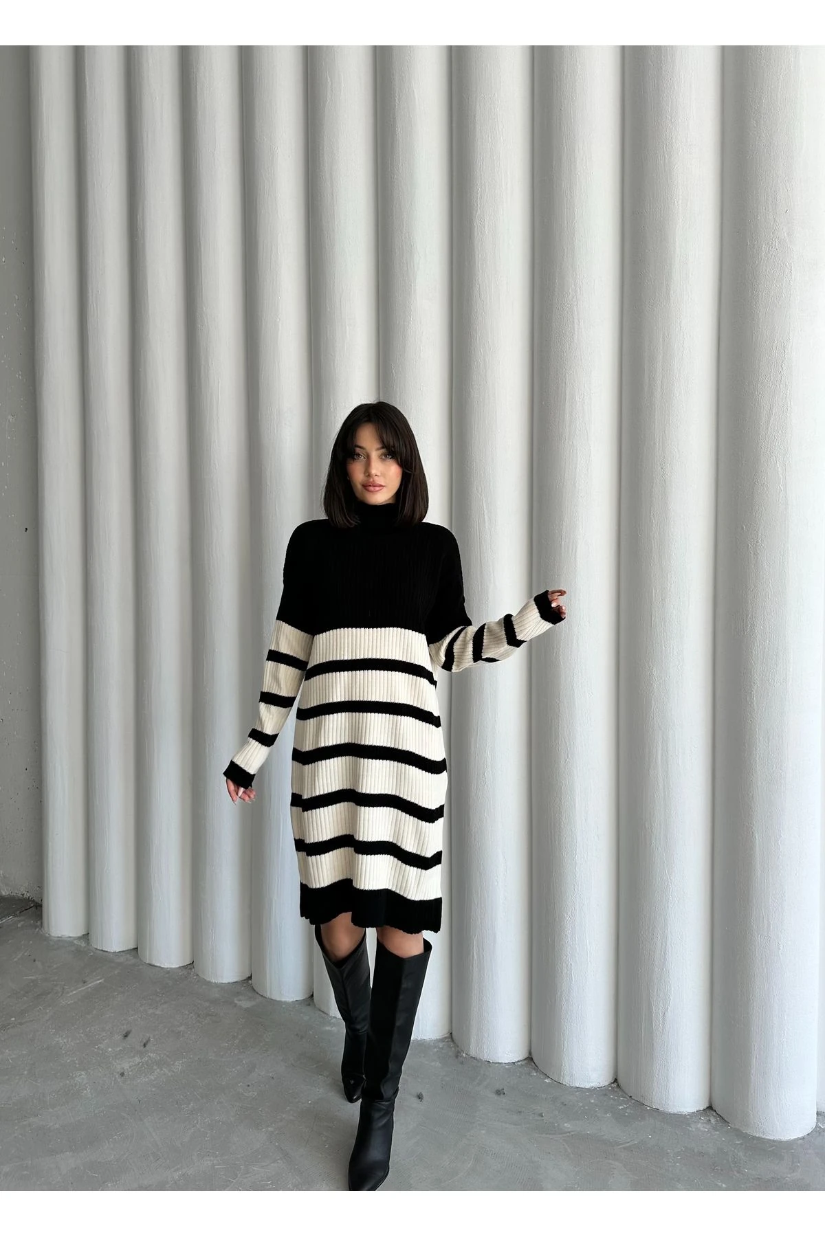 Kadın Çizgili Midi Boy Triko Elbise