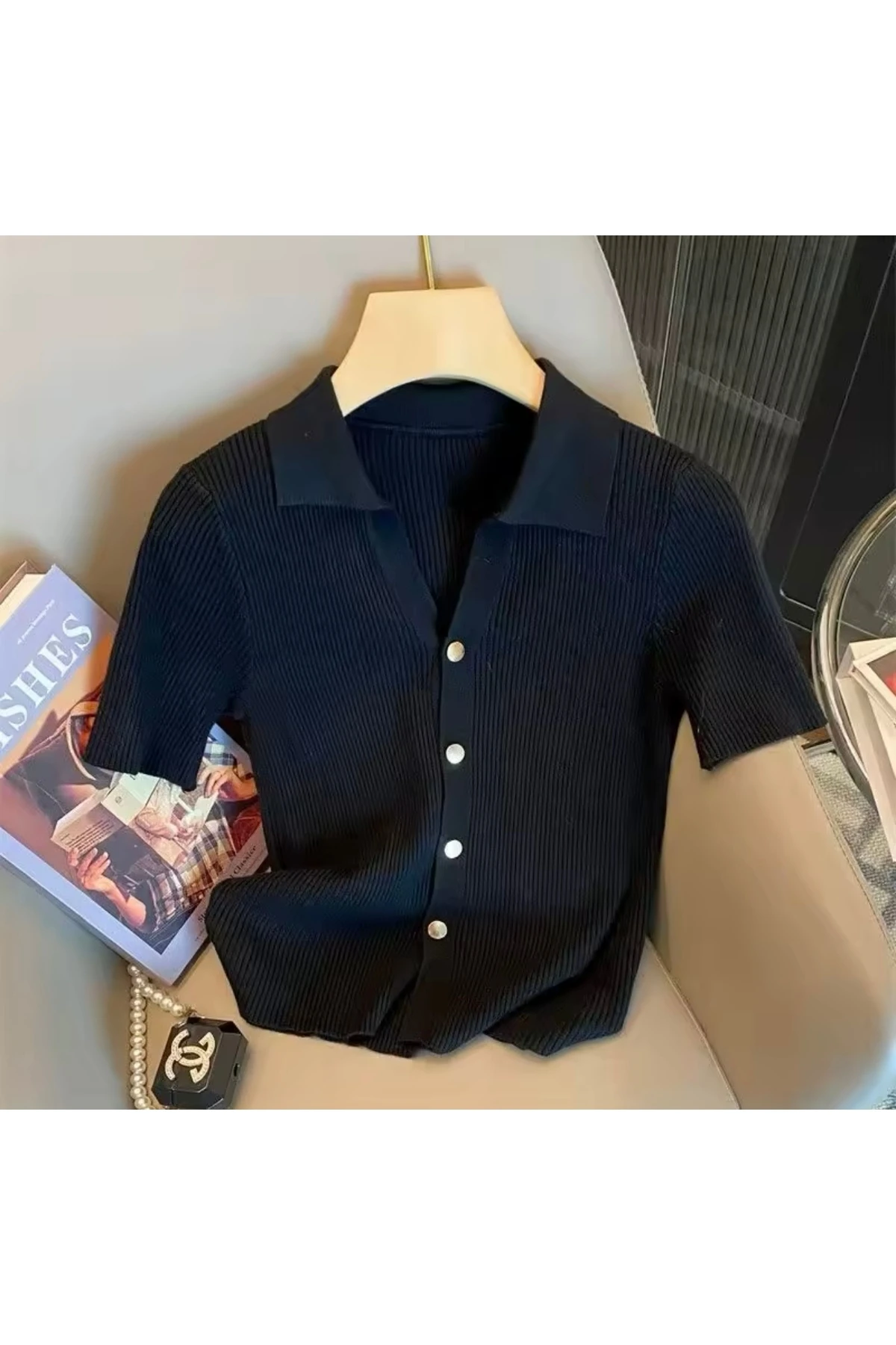 Polo Yaka Metal Gold Düğmeli Basic Triko T-Shirt