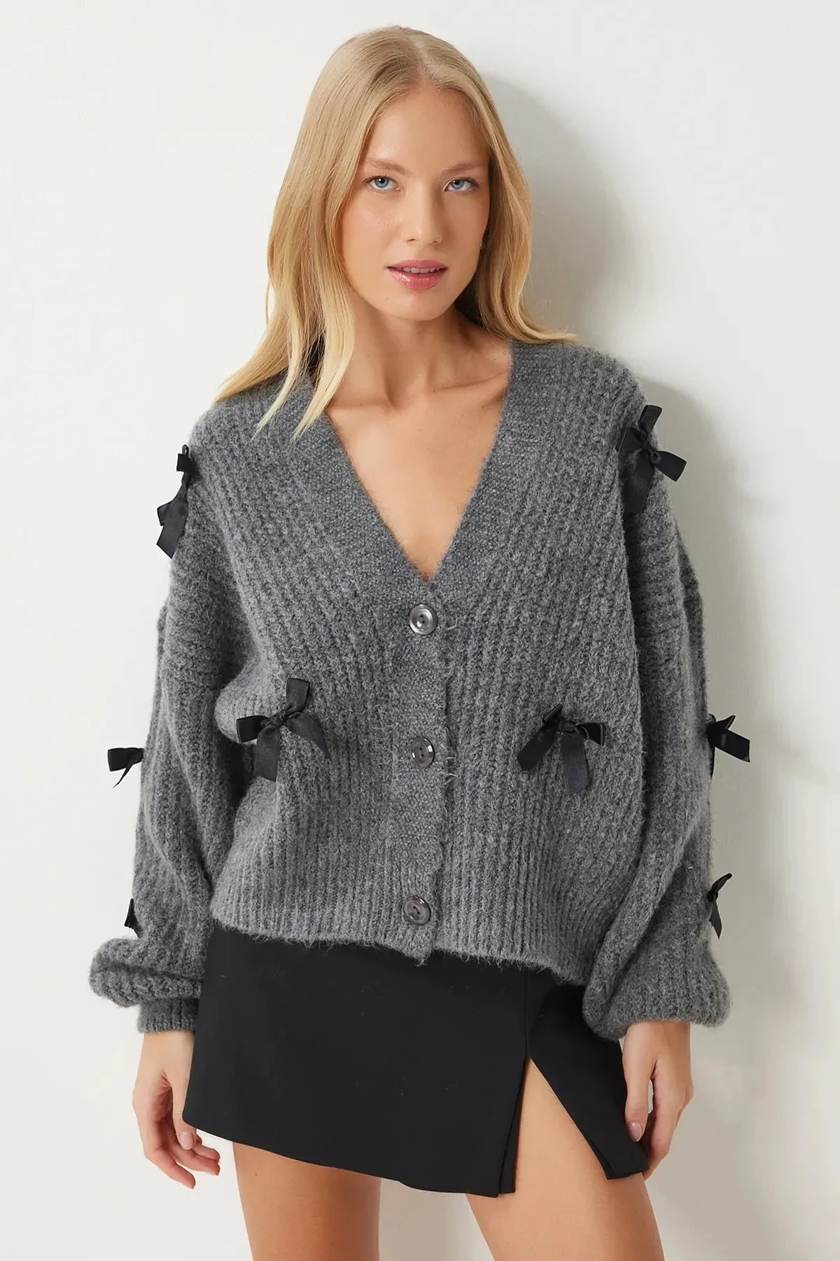 Antrasit Fiyonklu Yumoş Basic Triko Hırka