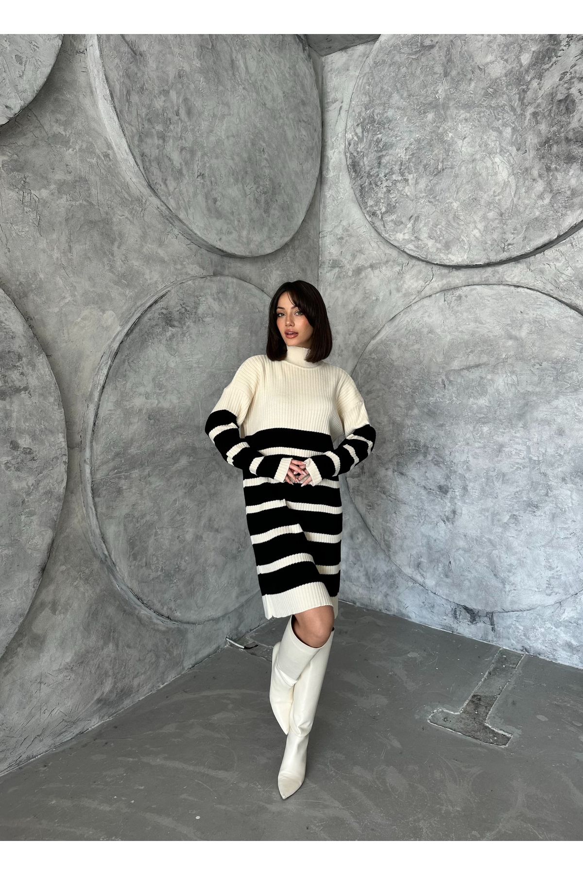 Kadın Çizgili Midi Boy Triko Elbise