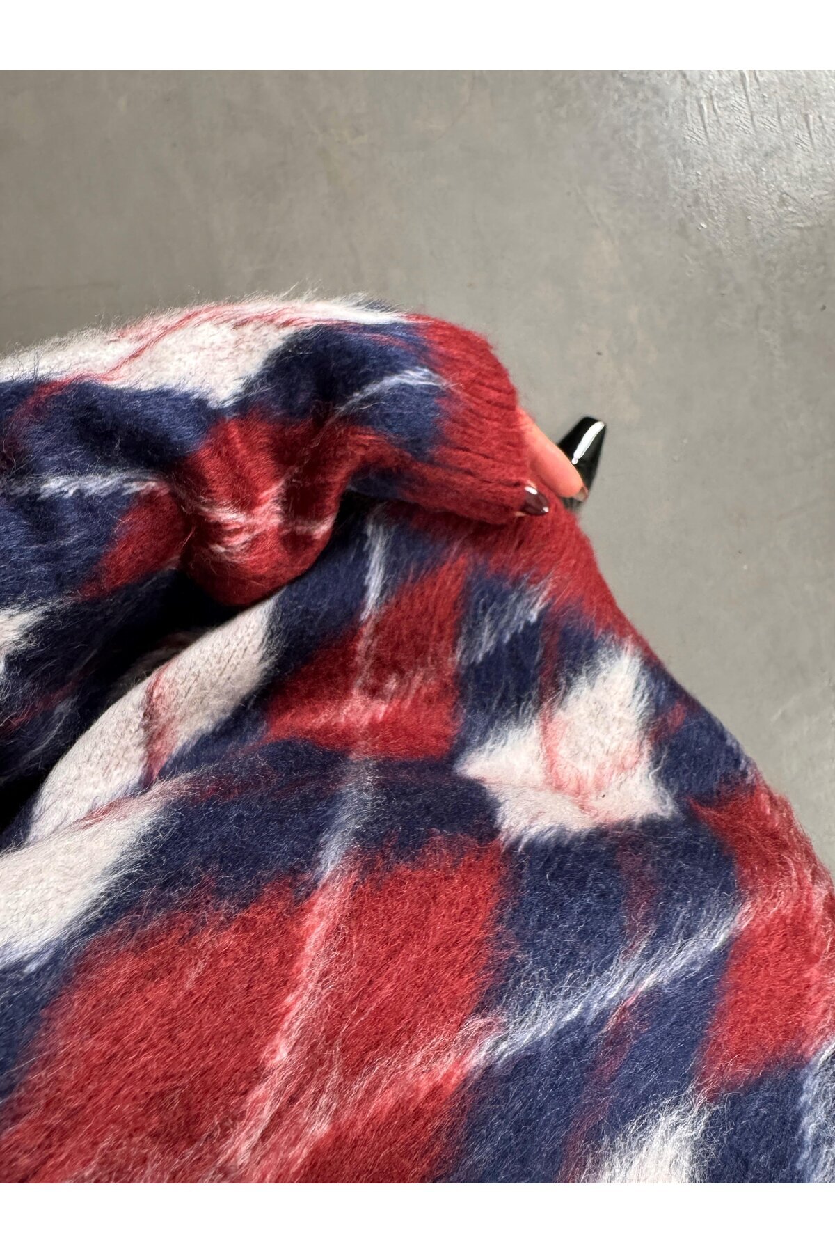 Kadın Baklava Desen Oversize Yırtmaçlı Yumoş Kazak