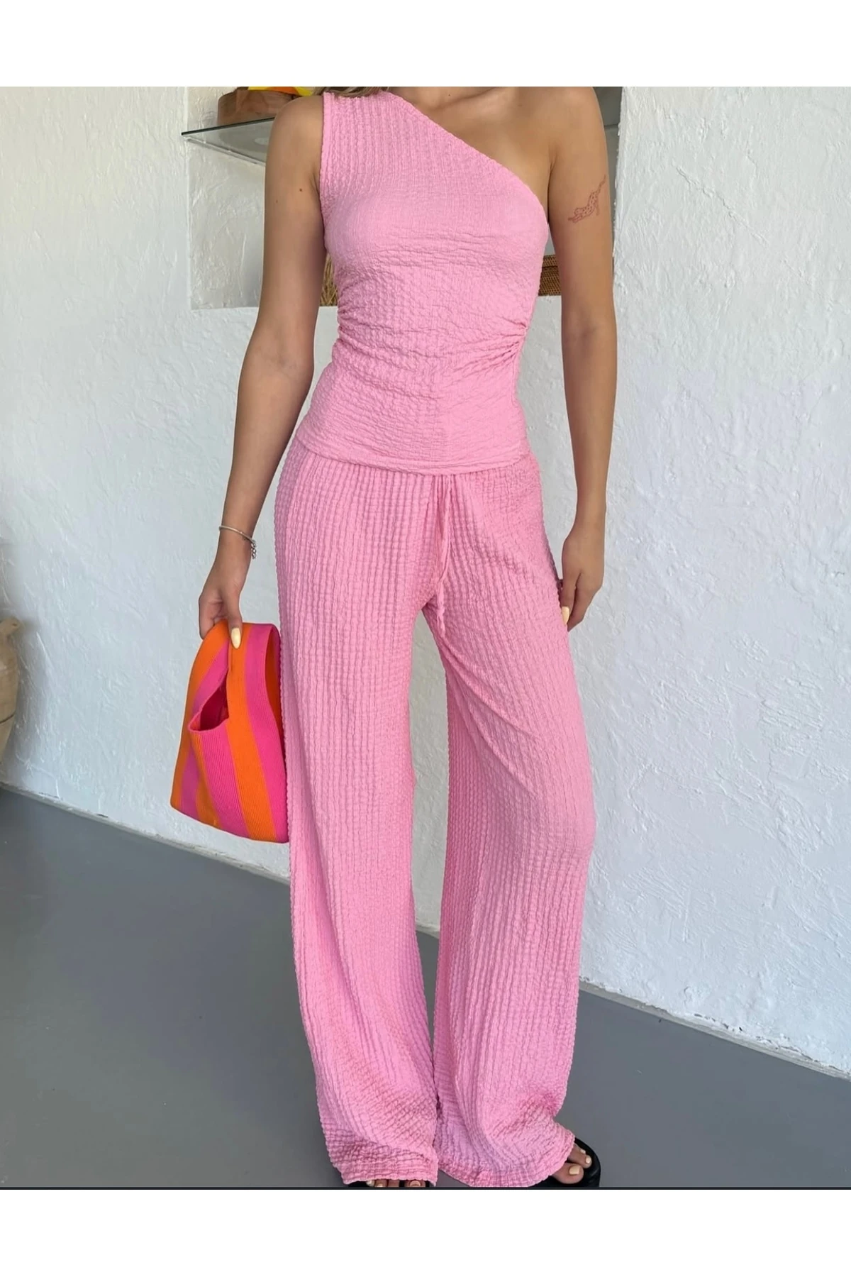 Kadın Gofre Kumaş Tek Kol Bluz Pantolon Takım