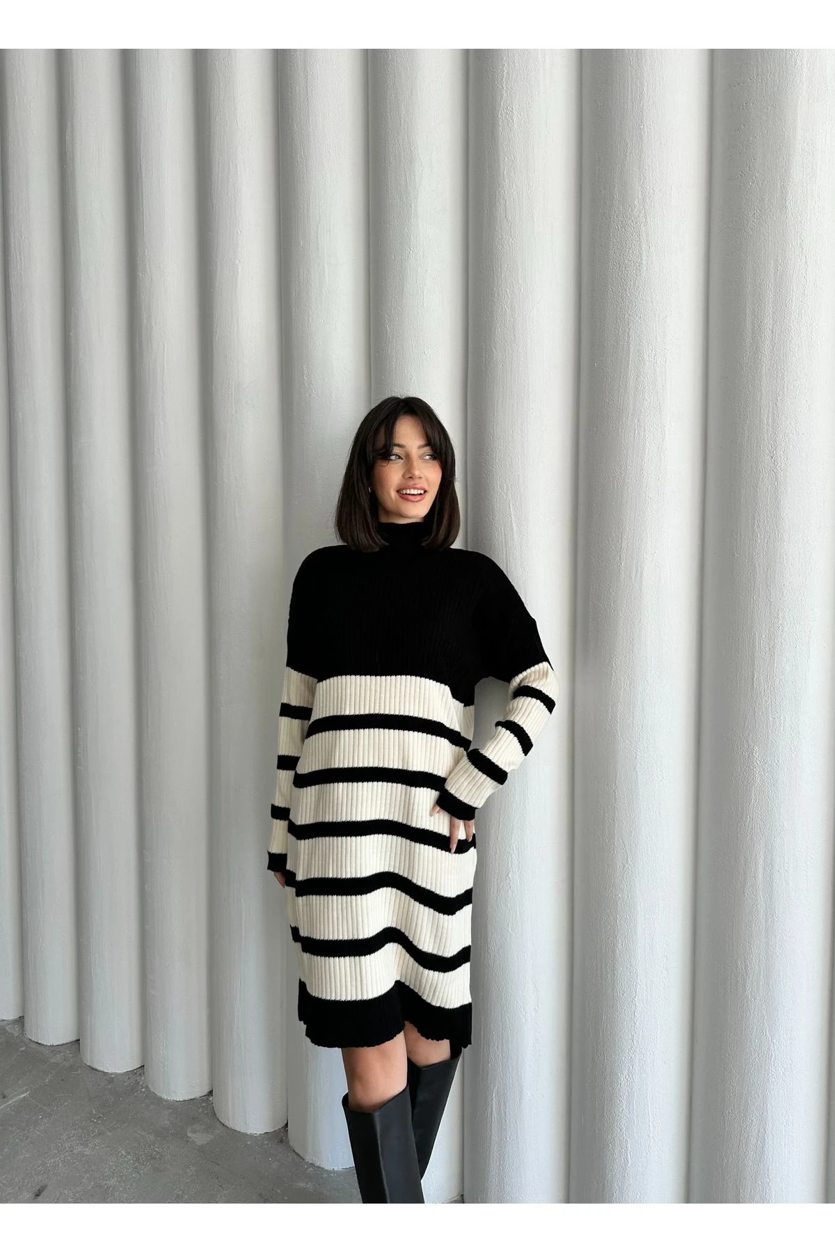 Kadın Çizgili Midi Boy Triko Elbise